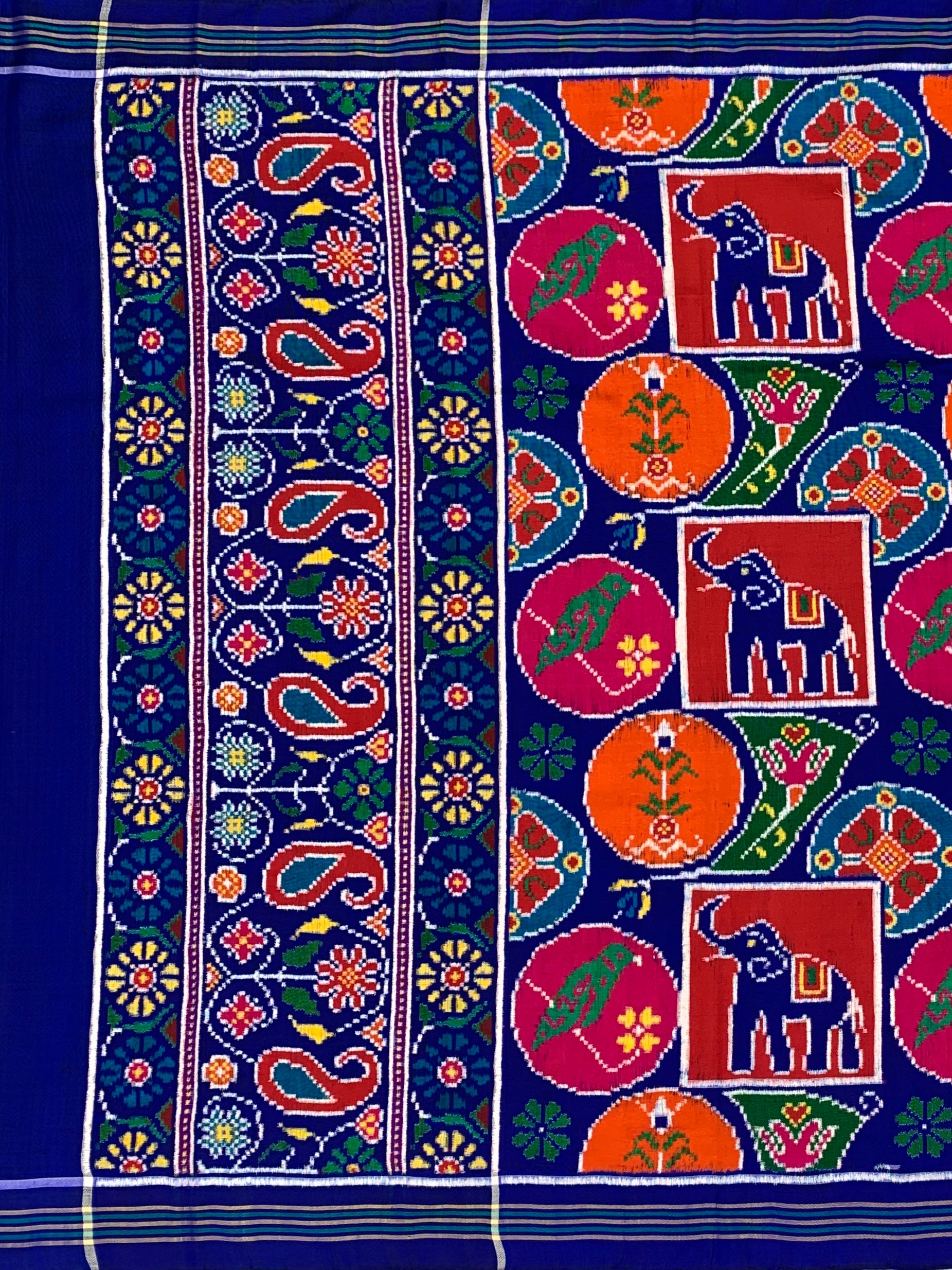 Exquisite Handwoven Patan Patola Silk Saree – Royal Blue with Keri & Traditional Motifs
