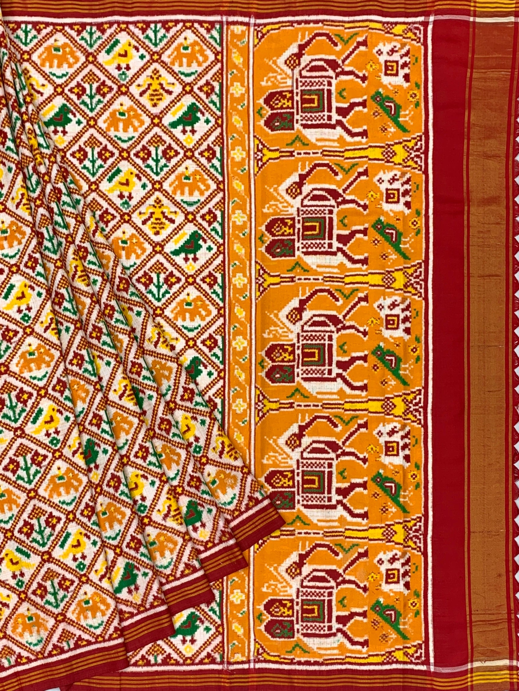 Exquisite Handwoven Patan Patola Silk Saree – Ivory & Mustard Haathi (Elephant) Motif