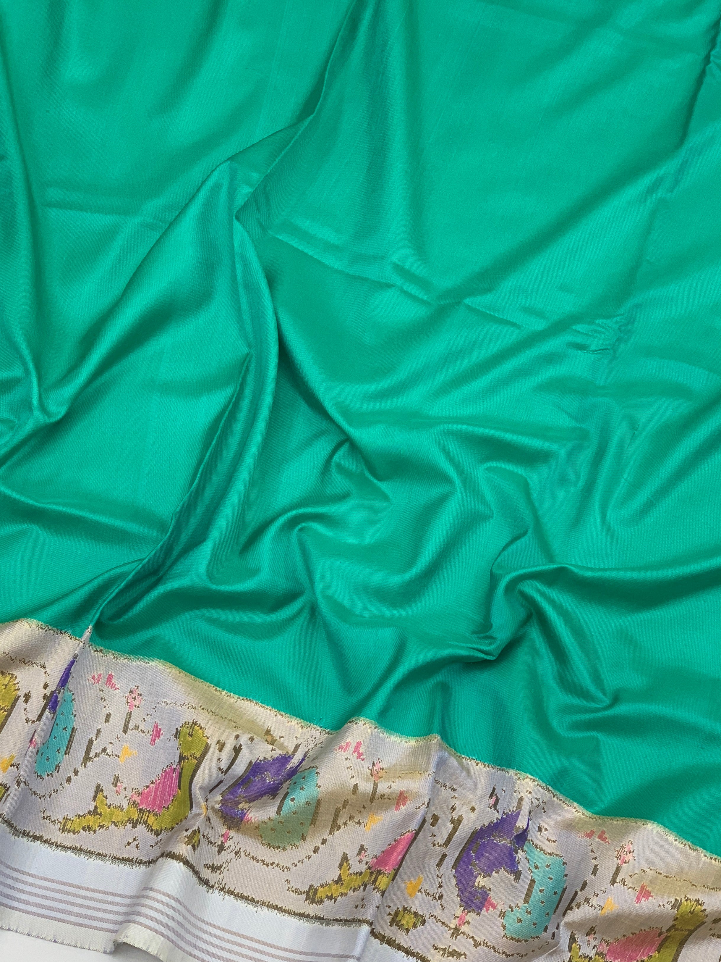 The Verdant Bloom: Sea Green & Light-Lavender Patola Saree