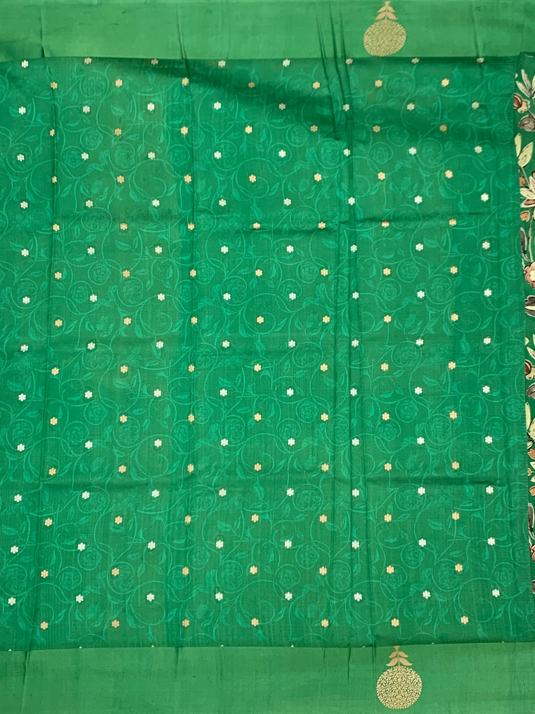 Printed Raw Mango Silk Saree in Emerald Green