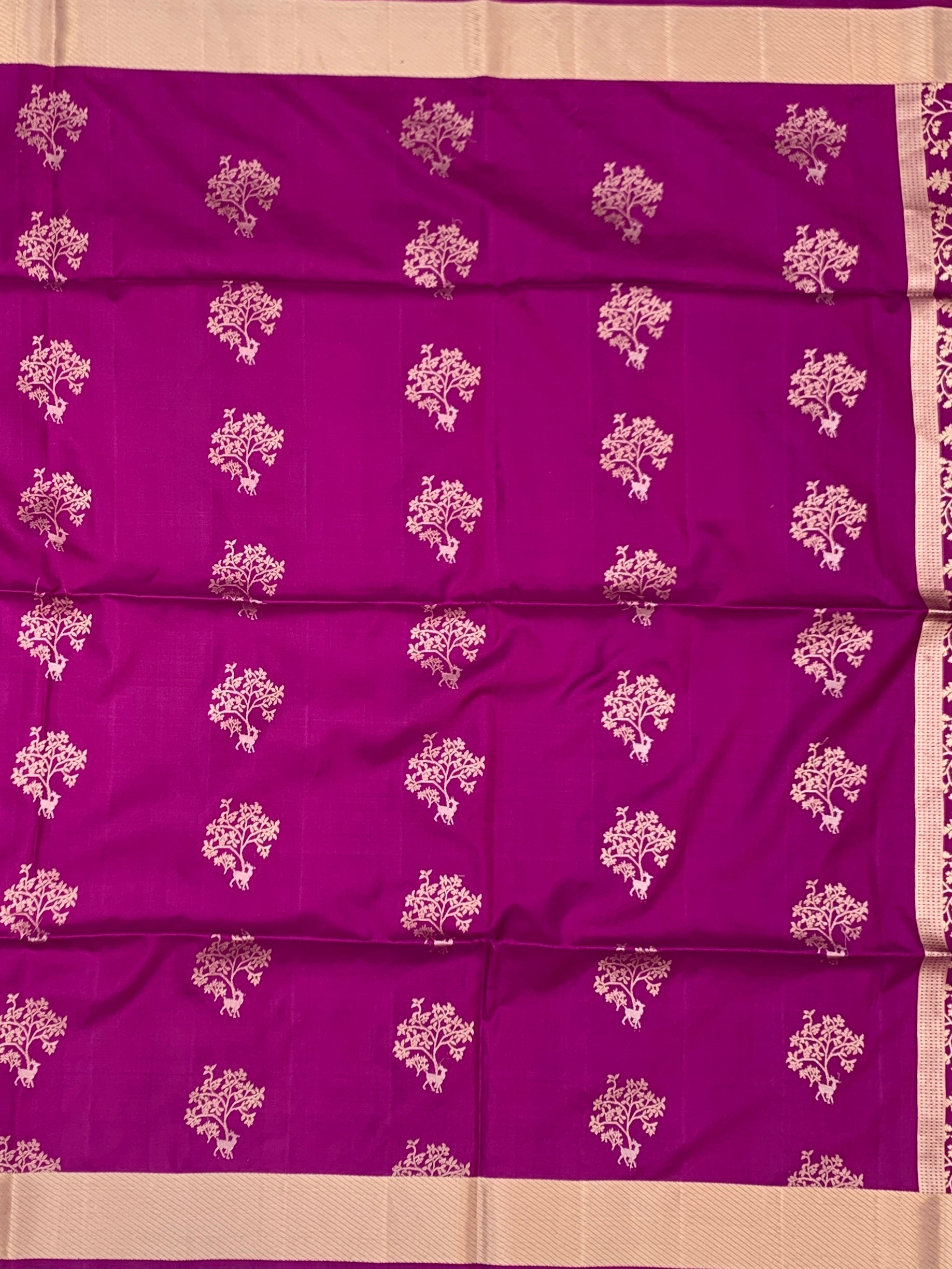 Exquisite Magenta Soft Silk Saree with "Tree of Life" Zari Motifs