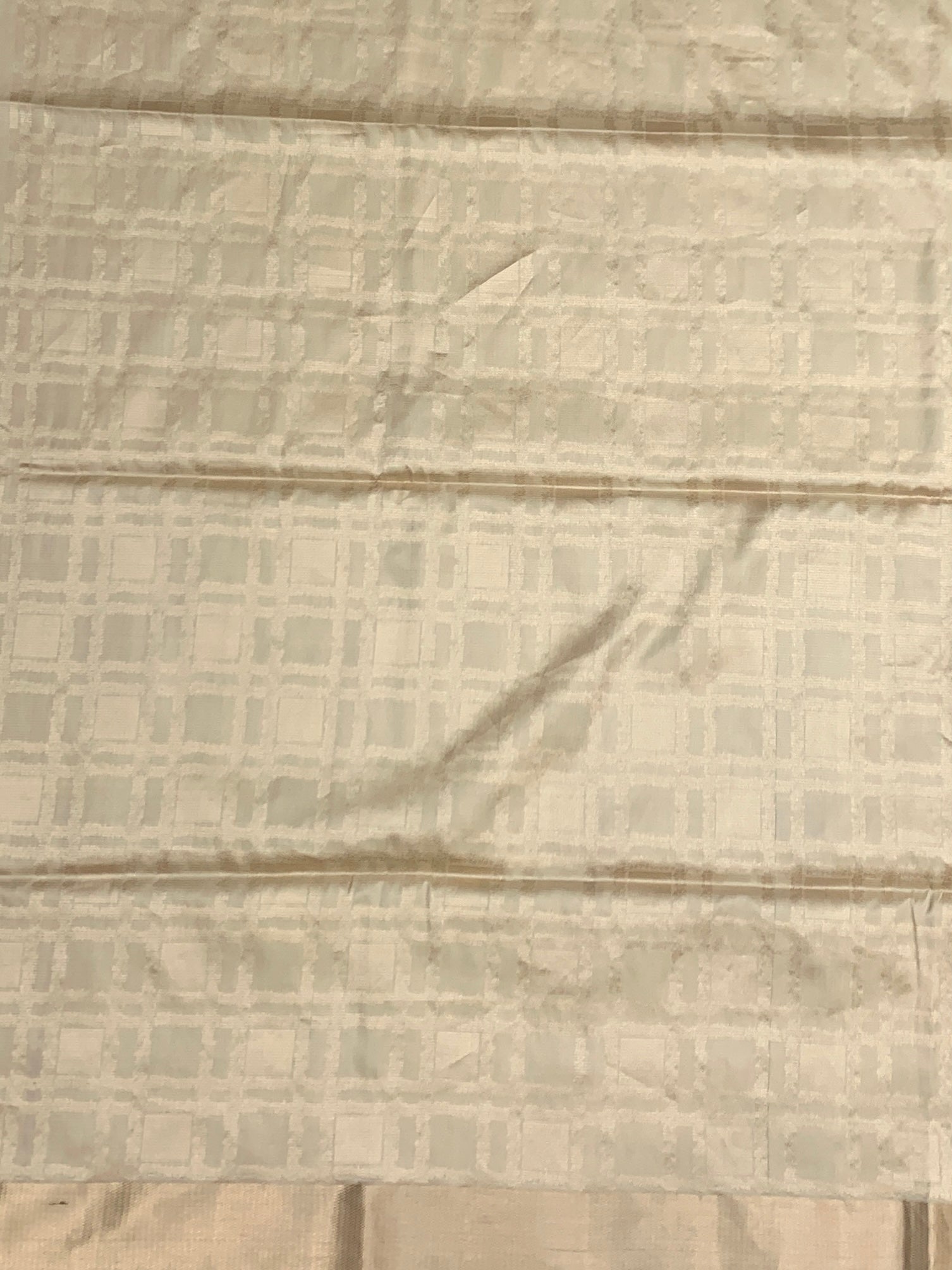Elegant Ivory Soft Silk Saree with Geometric Weave