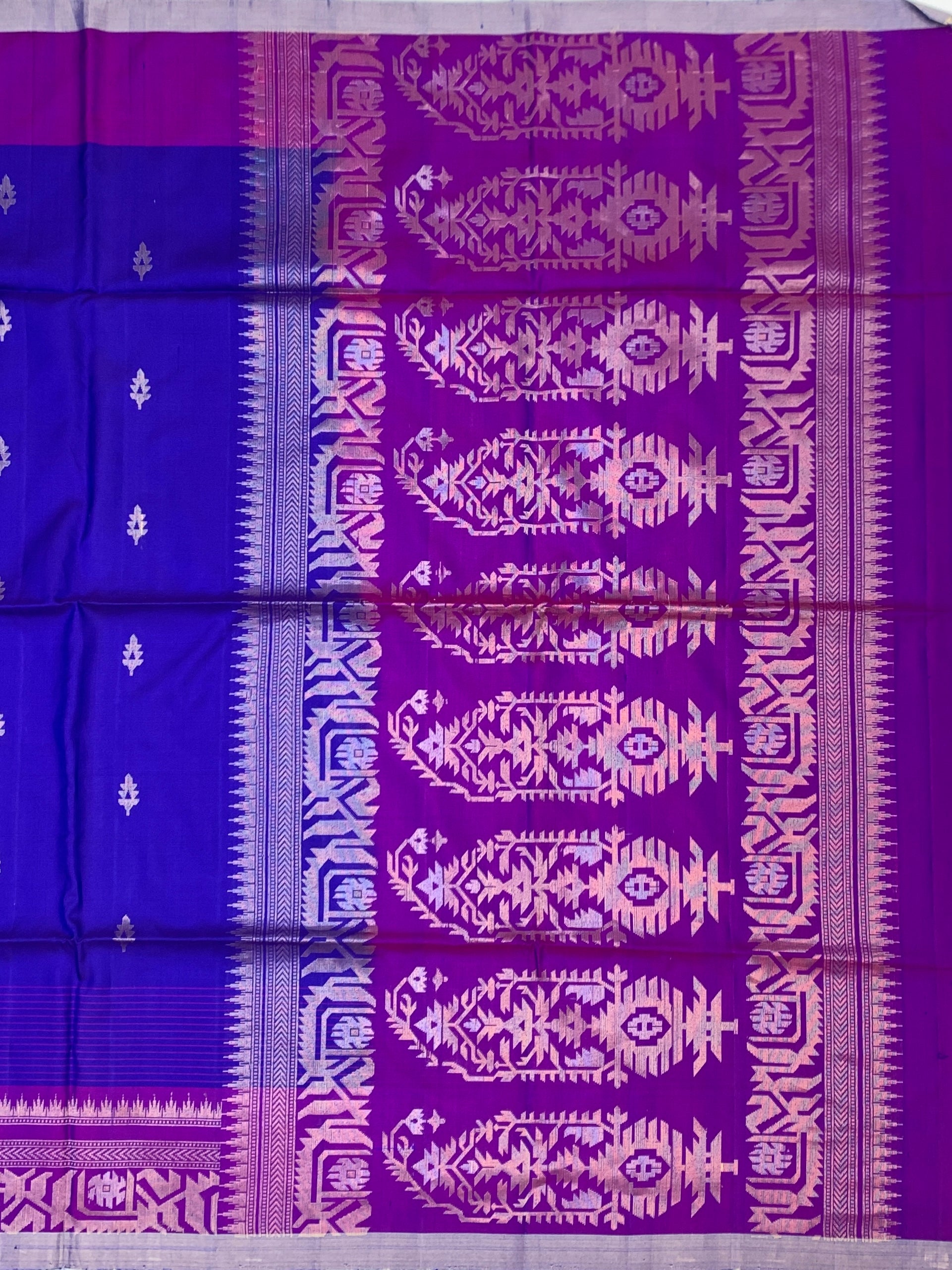 Royal Blue & Magenta Dual-Tone Soft Silk Saree