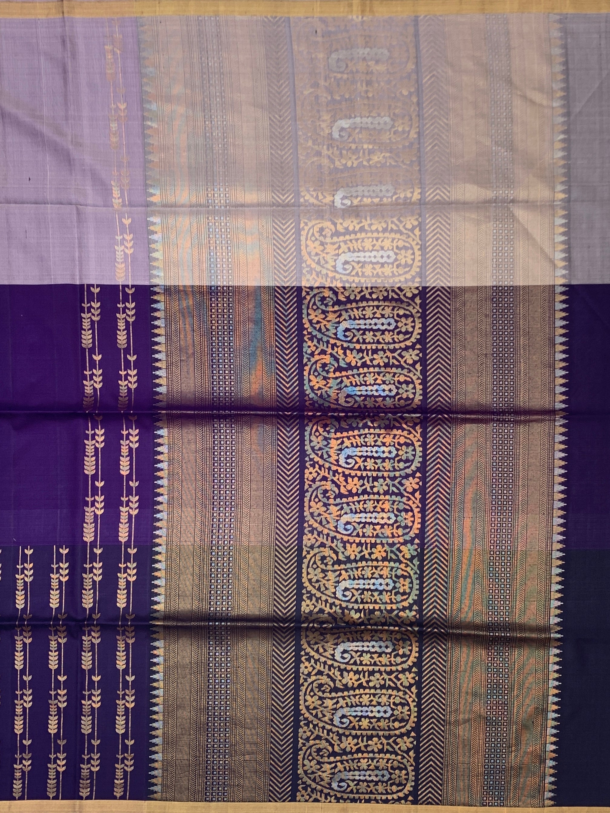 Dual-Tone Mauve Soft Silk Saree with Rich Indigo Contrast