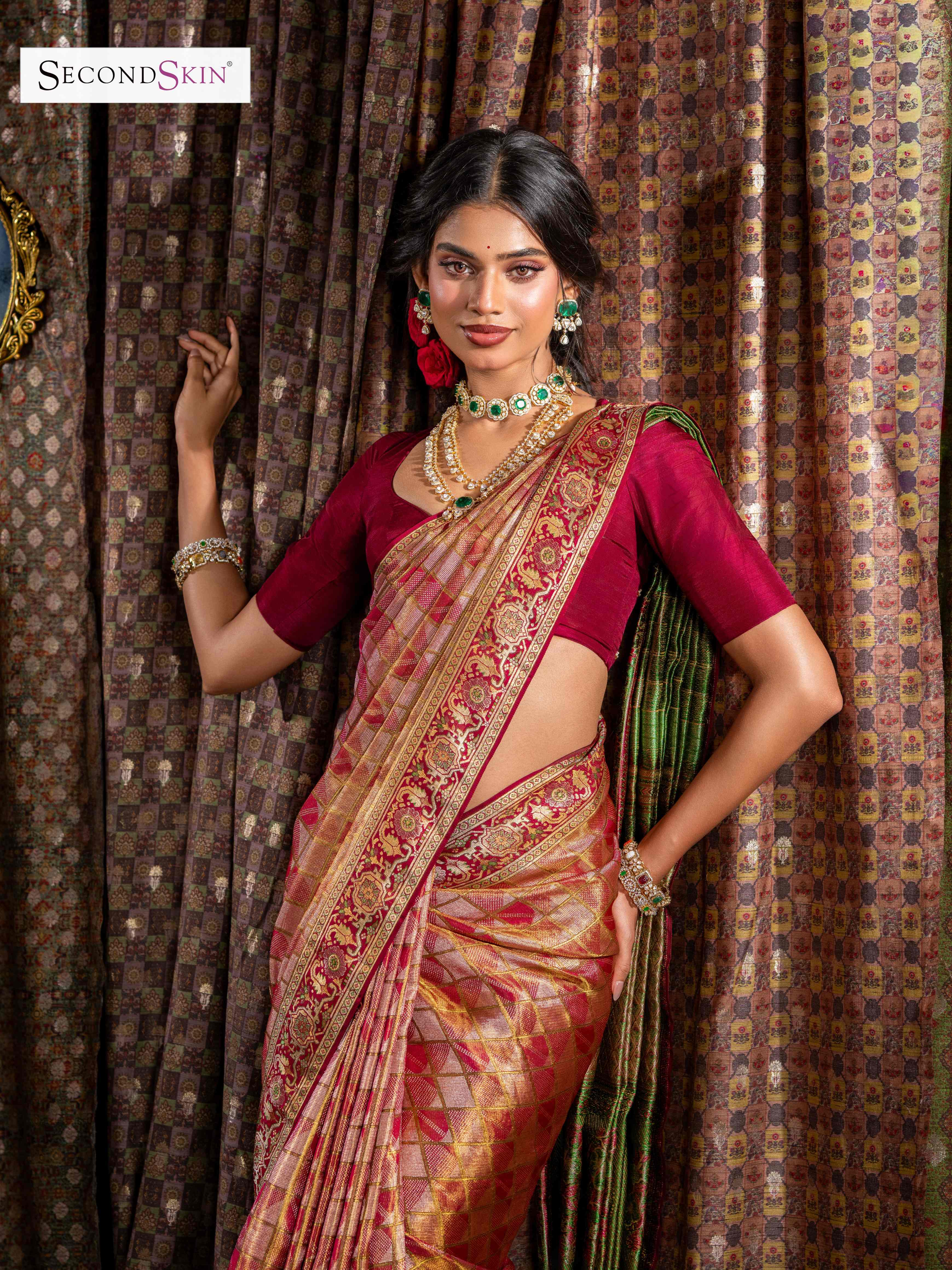 Elegantly Woven Tissue Kanjeevaram Silk Saree