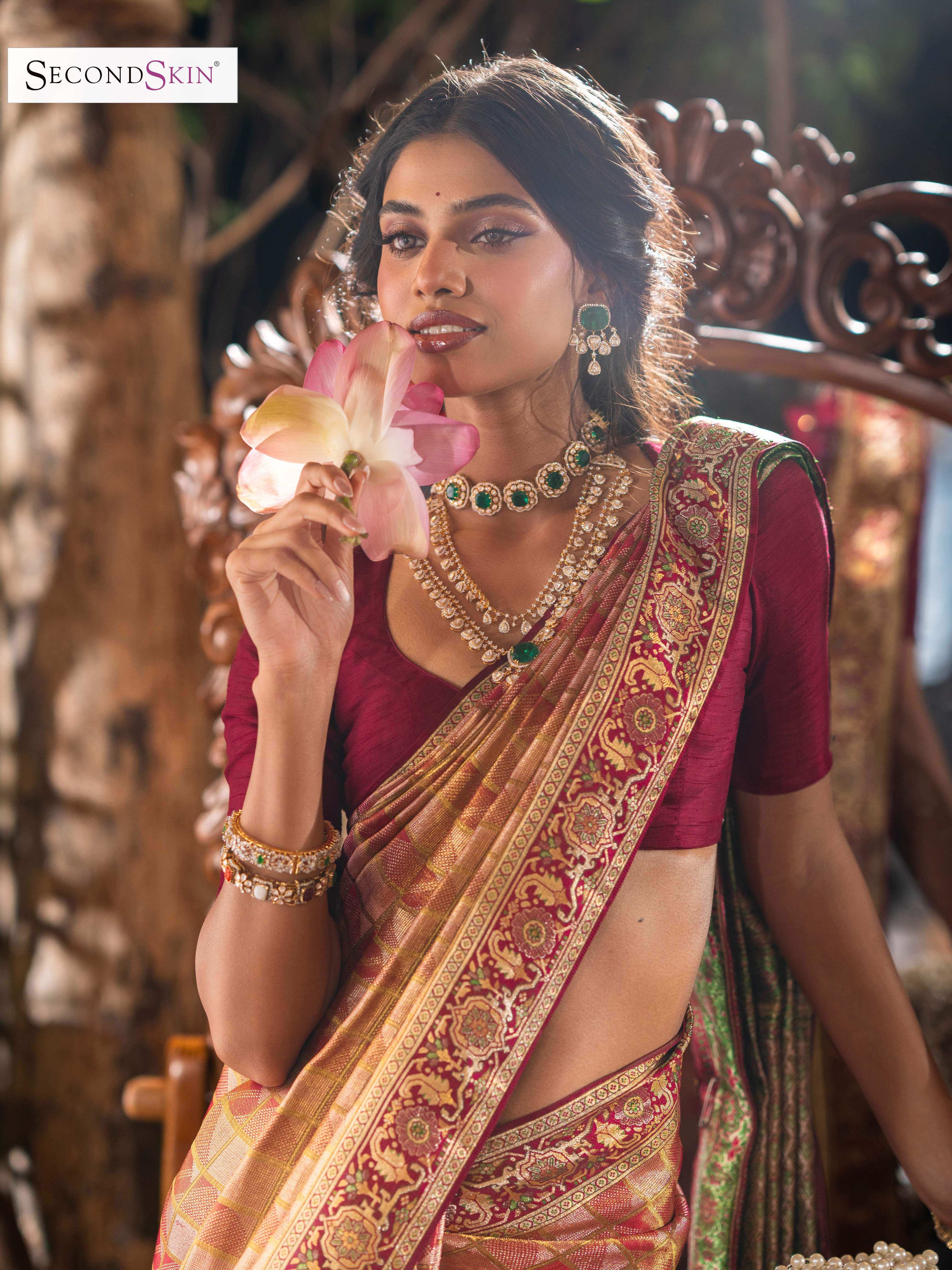 Elegantly Woven Tissue Kanjeevaram Silk Saree