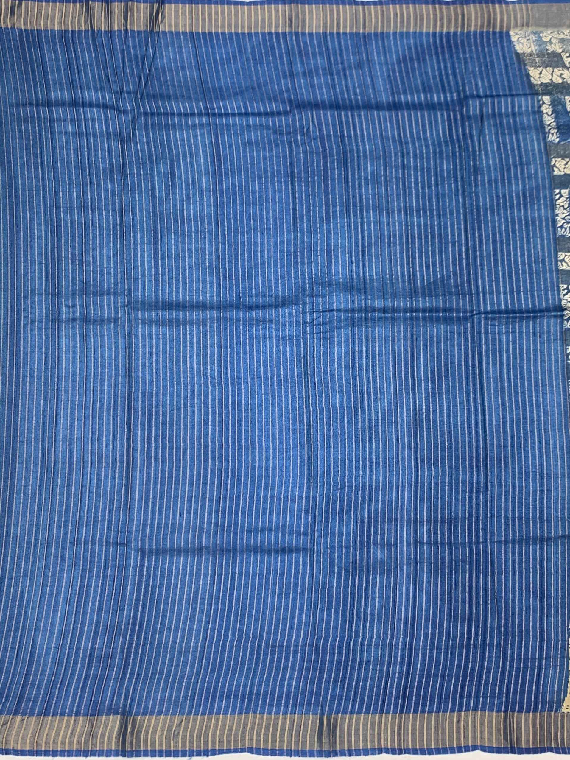 Geometric Indigo & Ivory: Basketweave Printed Tussore Saree