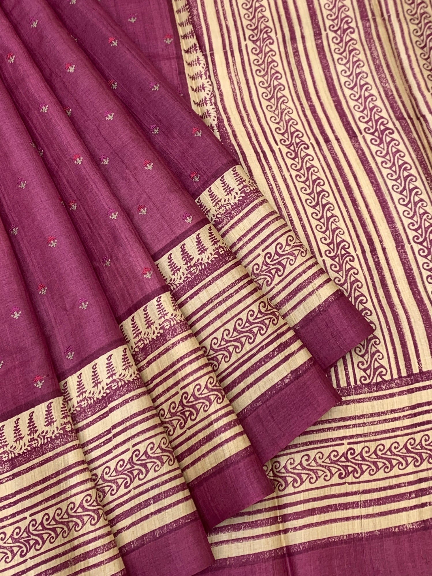 Berry Mauve & Cream: Traditional Printed Tussore Silk Saree