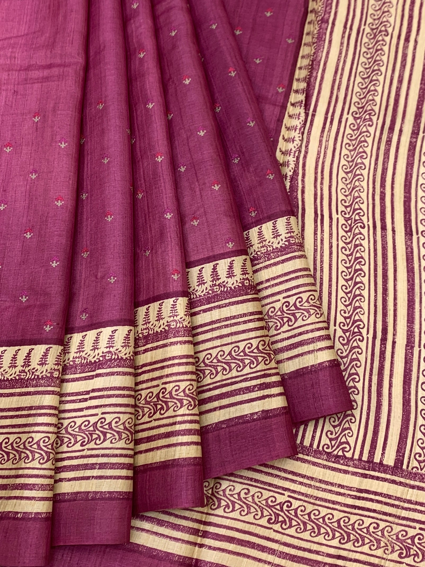 Berry Mauve & Cream: Traditional Printed Tussore Silk Saree