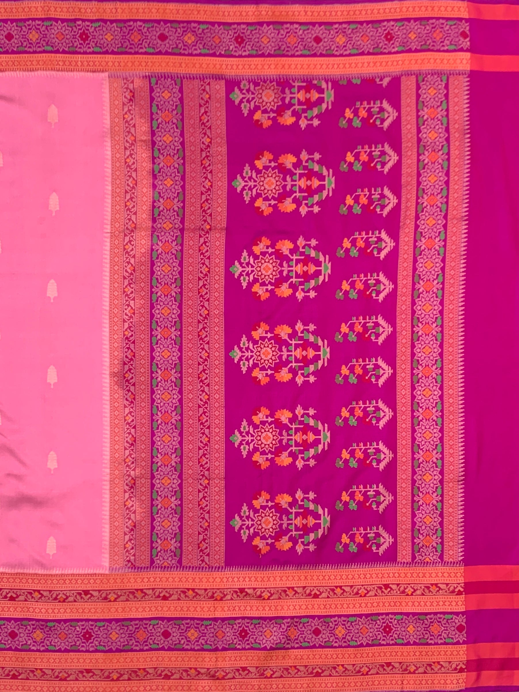 Regal Bloom: Blush Pink & Magenta Meenakari Boota Banarasi Silk Saree