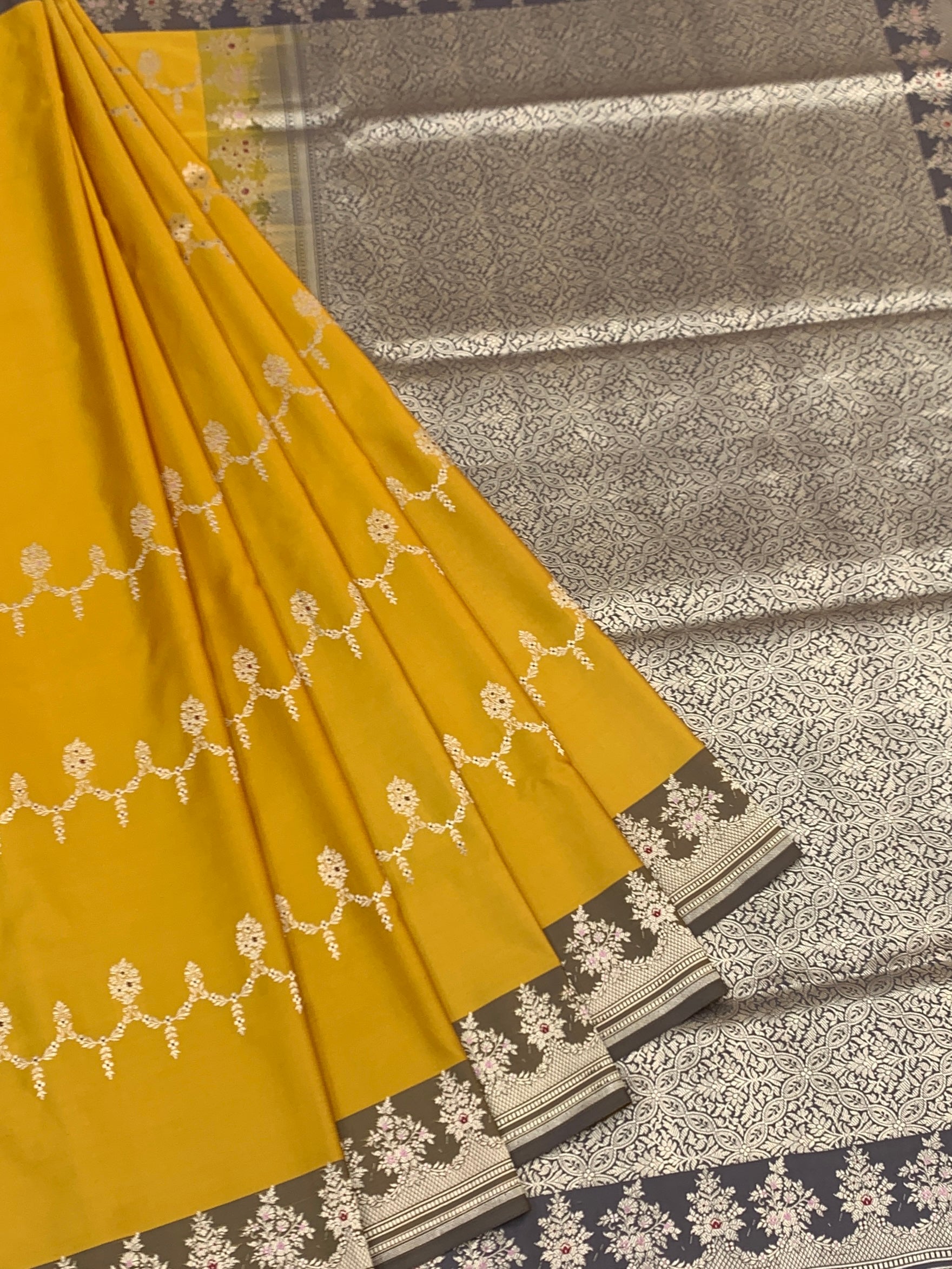 Radiant Aura: Mustard & Slate Grey Silver Zari Banarasi Silk Saree