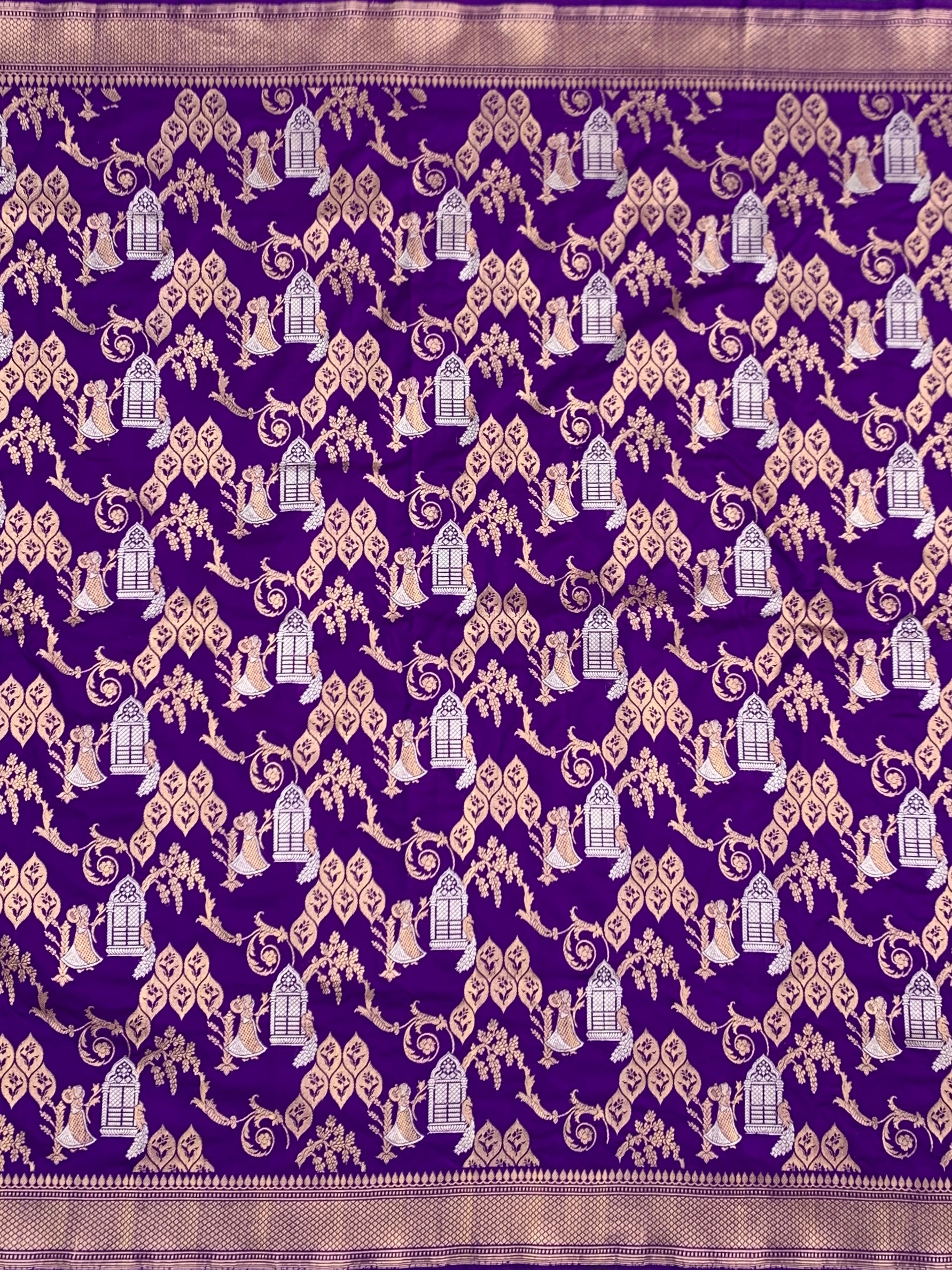 Royal Amethyst: Palace Heritage Jharokha Banarasi Silk Saree