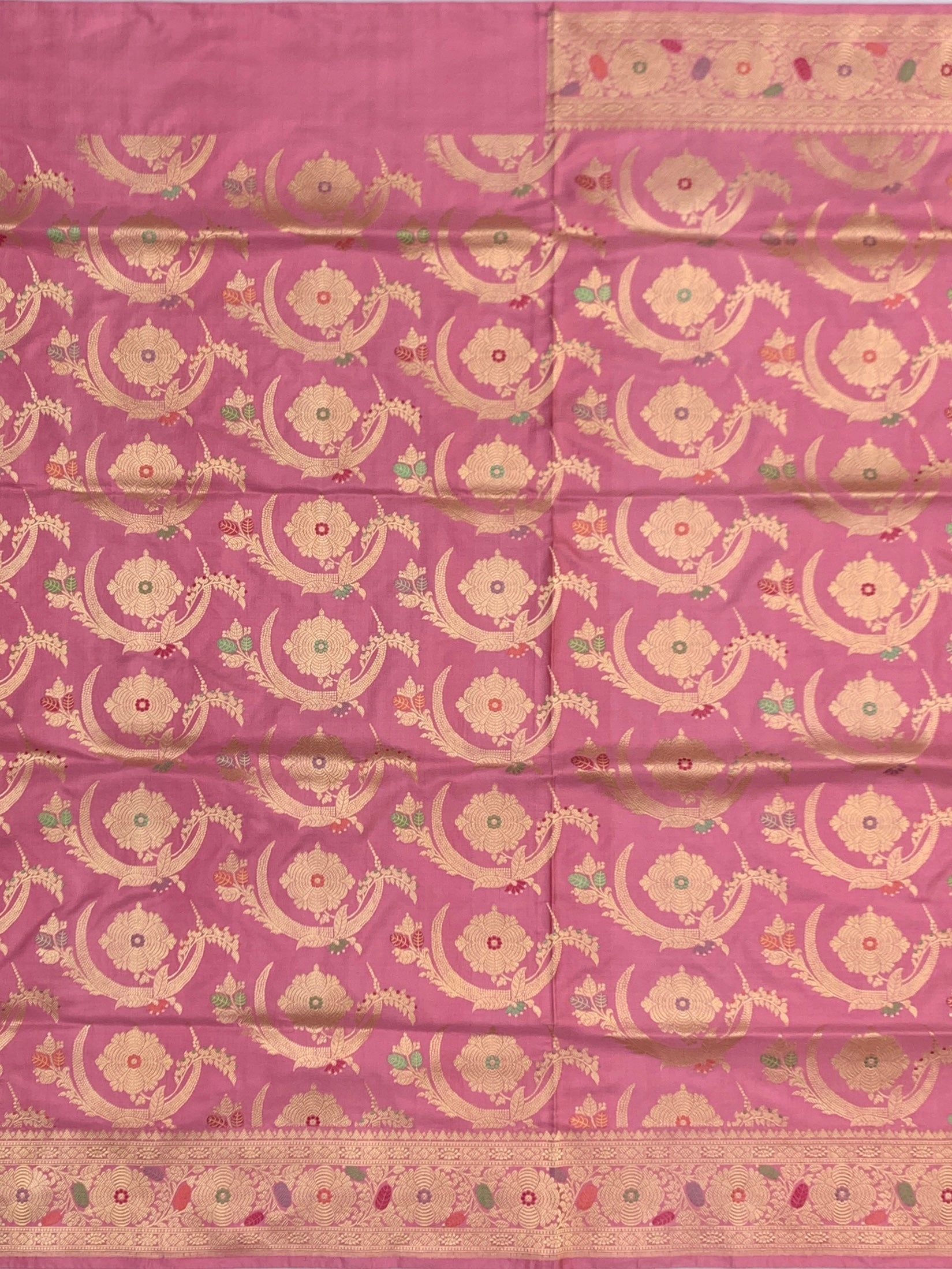 Antique Rose Opulence: Heavy Zari Brocade Banarasi Silk Saree with Meenakari