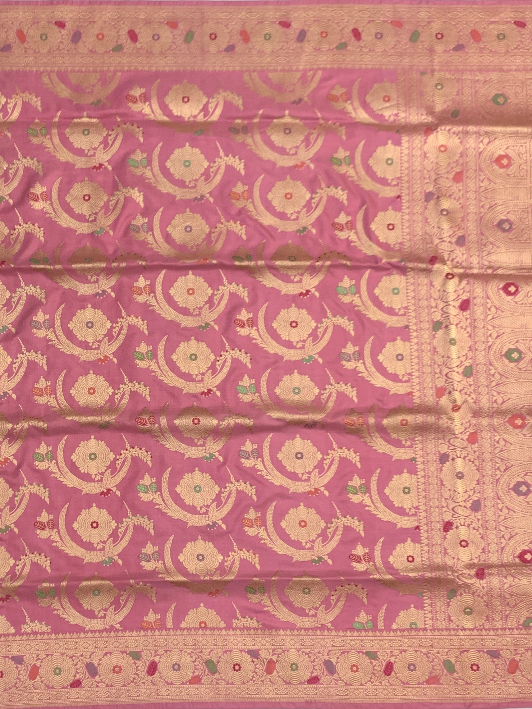 Antique Rose Opulence: Heavy Zari Brocade Banarasi Silk Saree with Meenakari