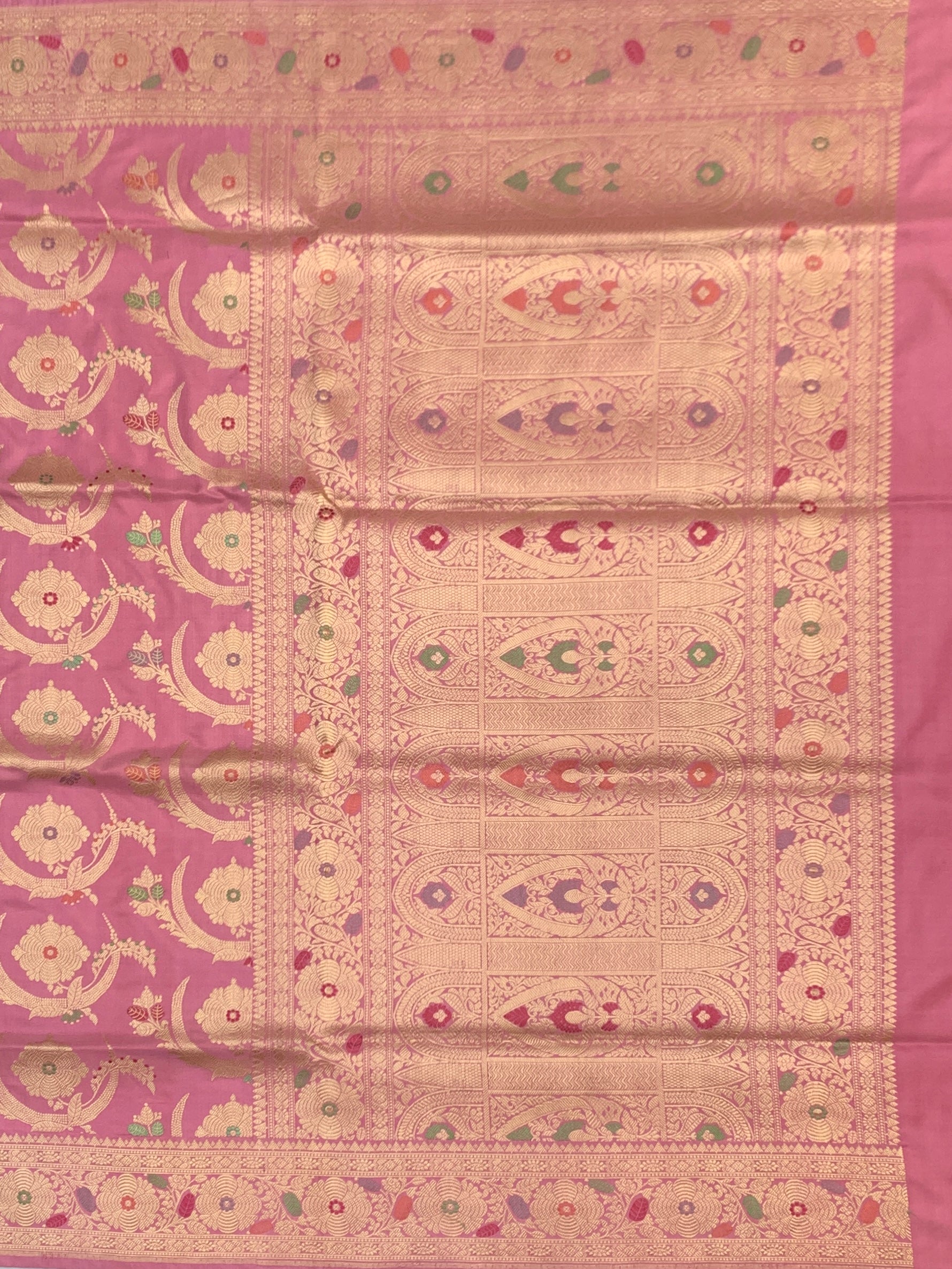 Antique Rose Opulence: Heavy Zari Brocade Banarasi Silk Saree with Meenakari