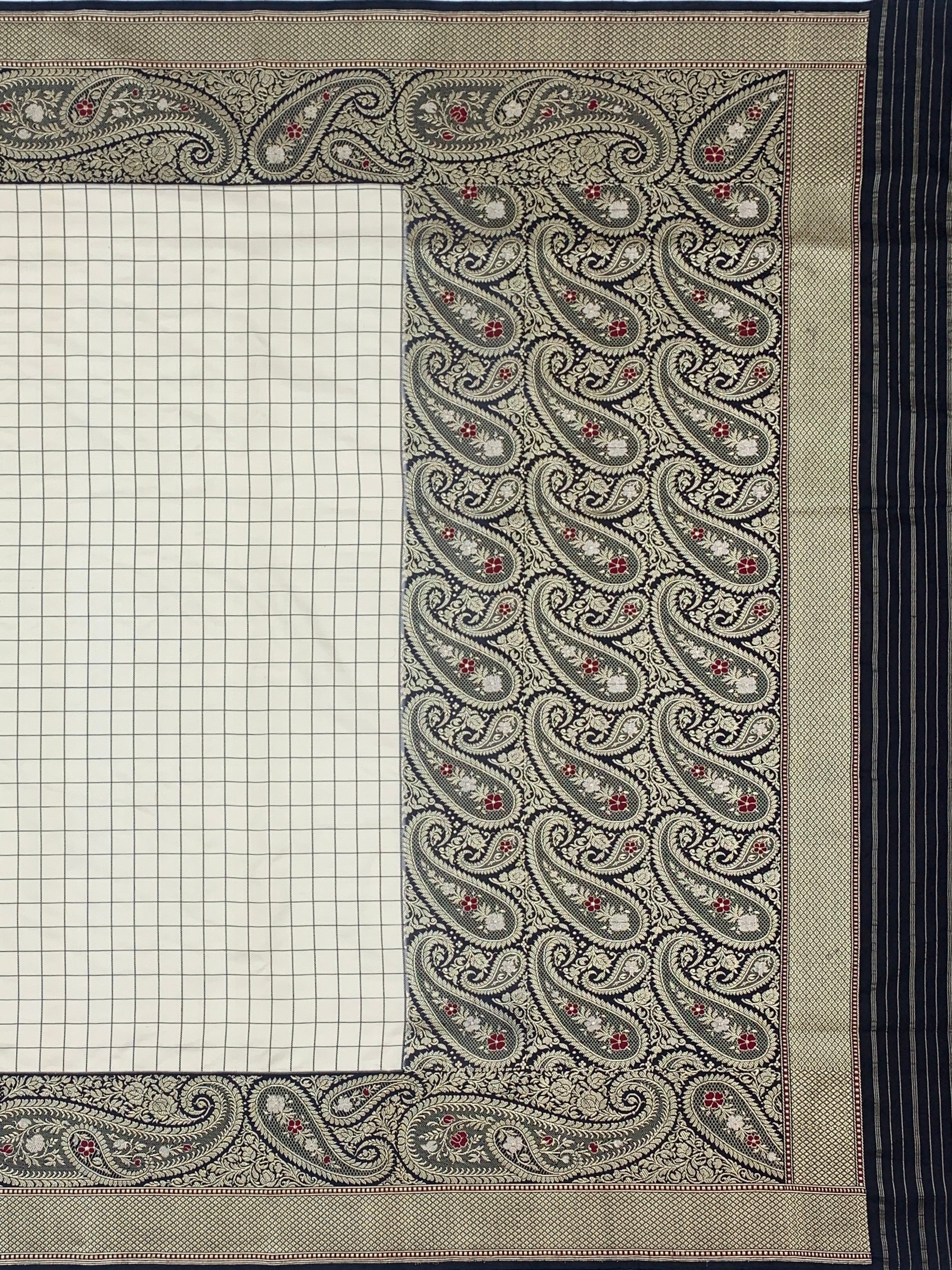 Monochrome Heritage: Cream Grid Banarasi Silk Saree with Ornate Paisley Pallu