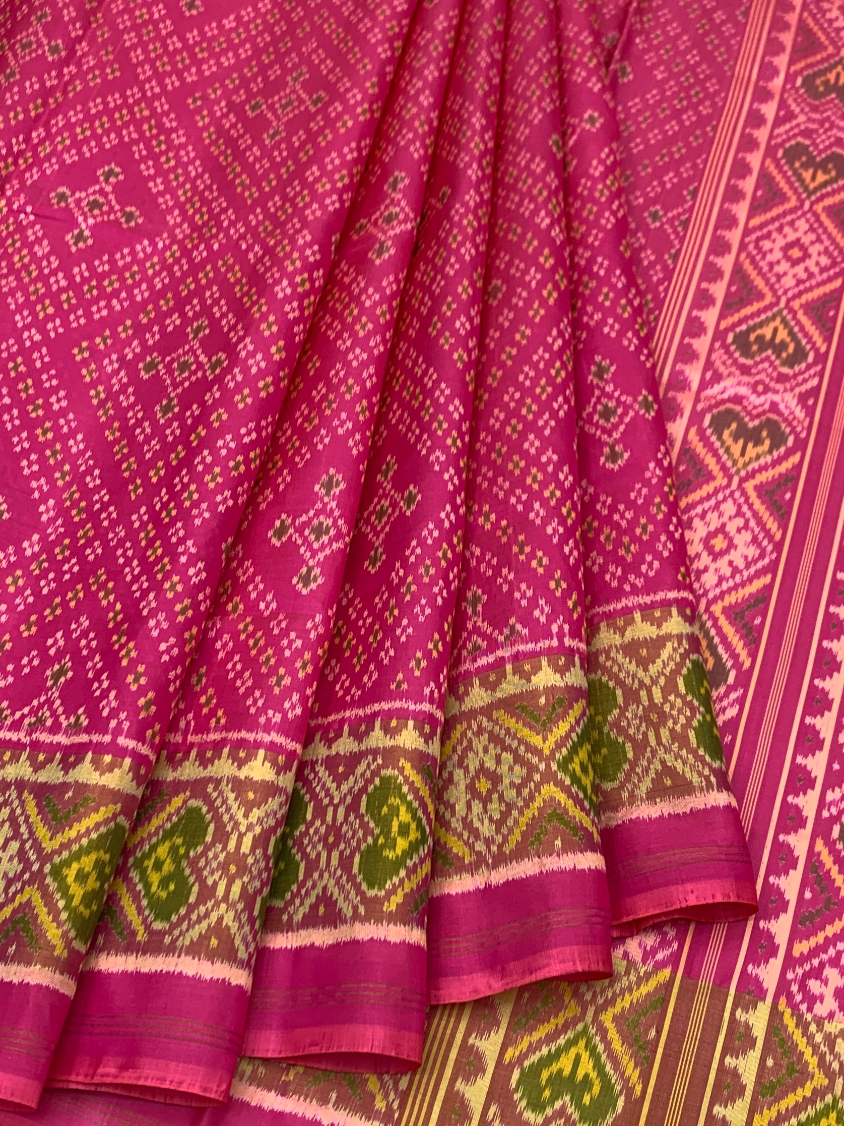 Radiant Rani Pink & Olive: Heritage Geometric Rajkot Patola Silk Saree