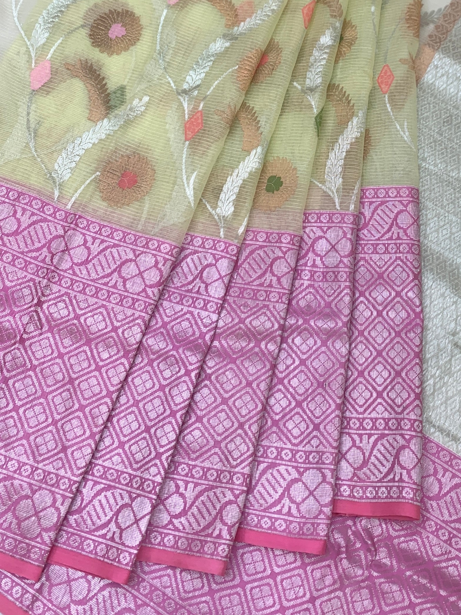 Cream & Rose Pink Zari Kota Saree with Contrast Blouse