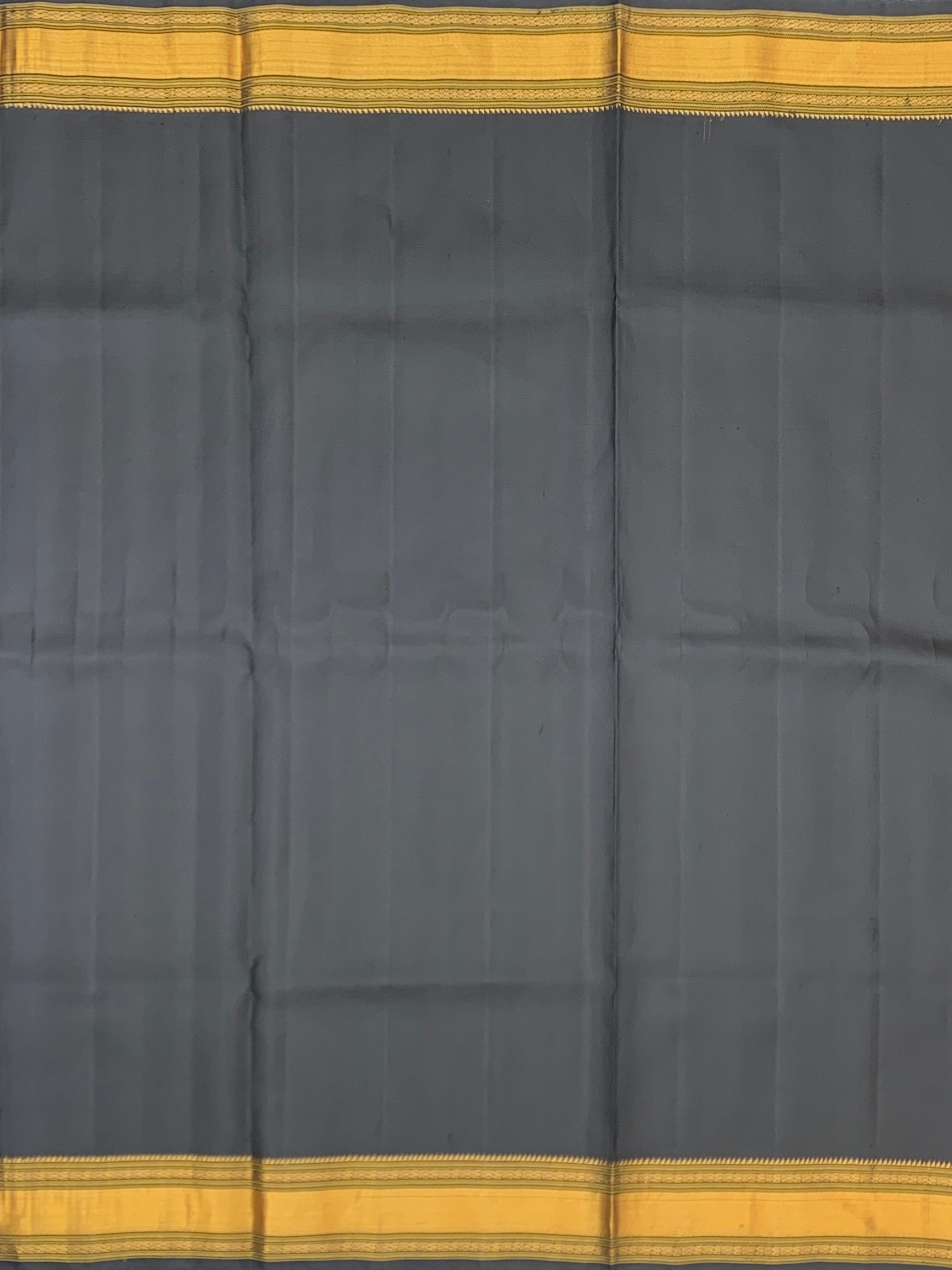 Pure Handloom Gadwal Pattu Saree Black In Colour