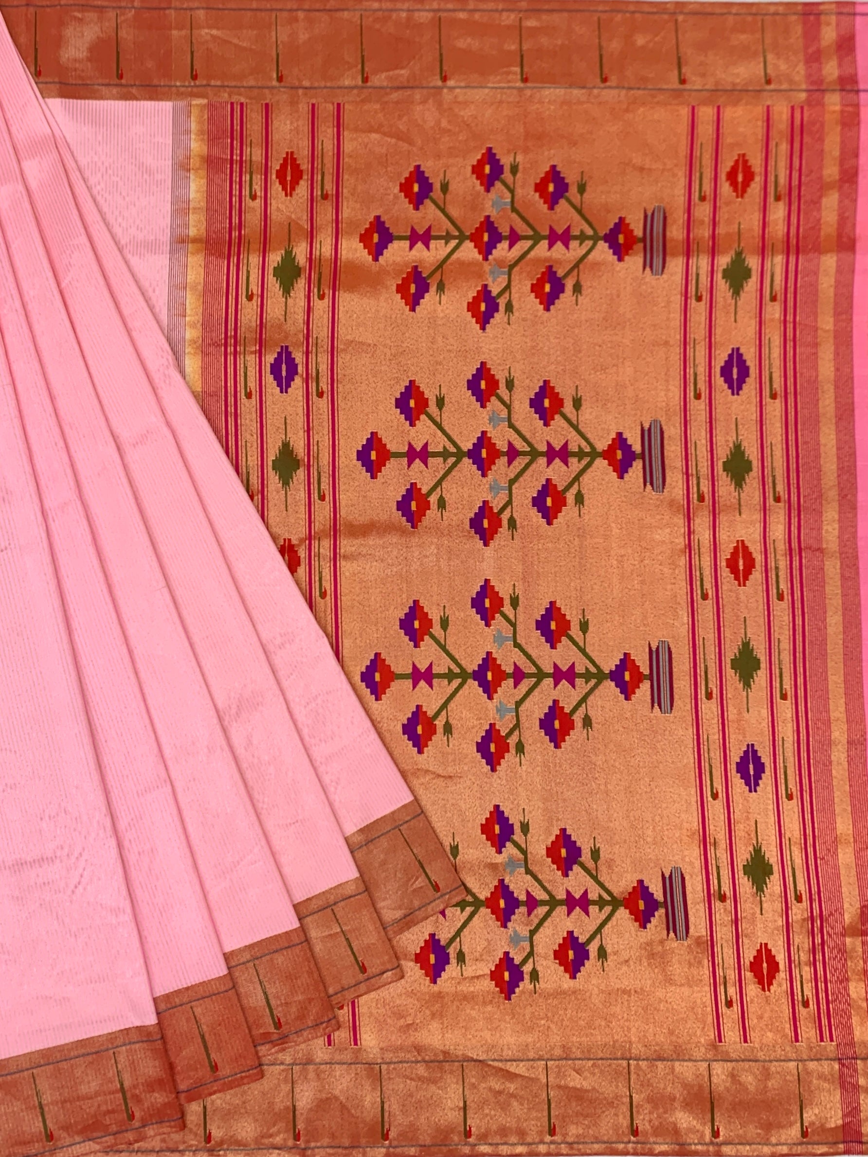 Soft Pastel Pink Textured Paithani Silk Saree with Geometric Floral Pallu