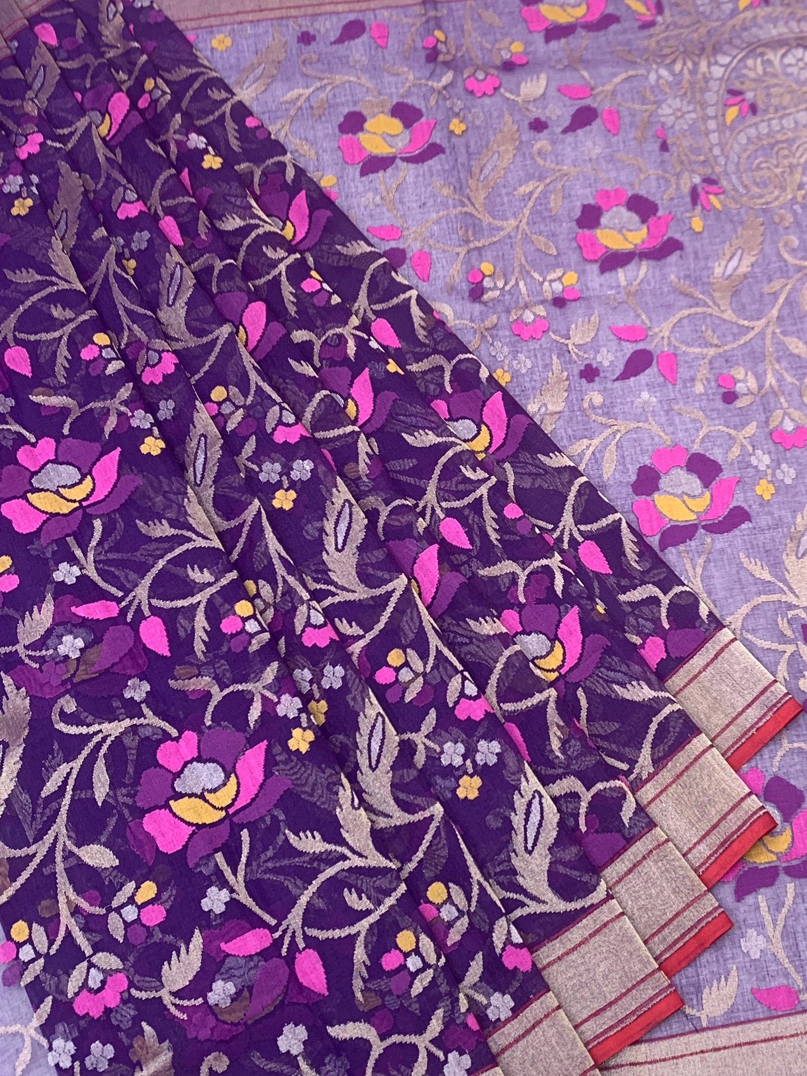 Regal Lavender-Purple Cotton Jamdani Saree with Intricate Floral Weaves