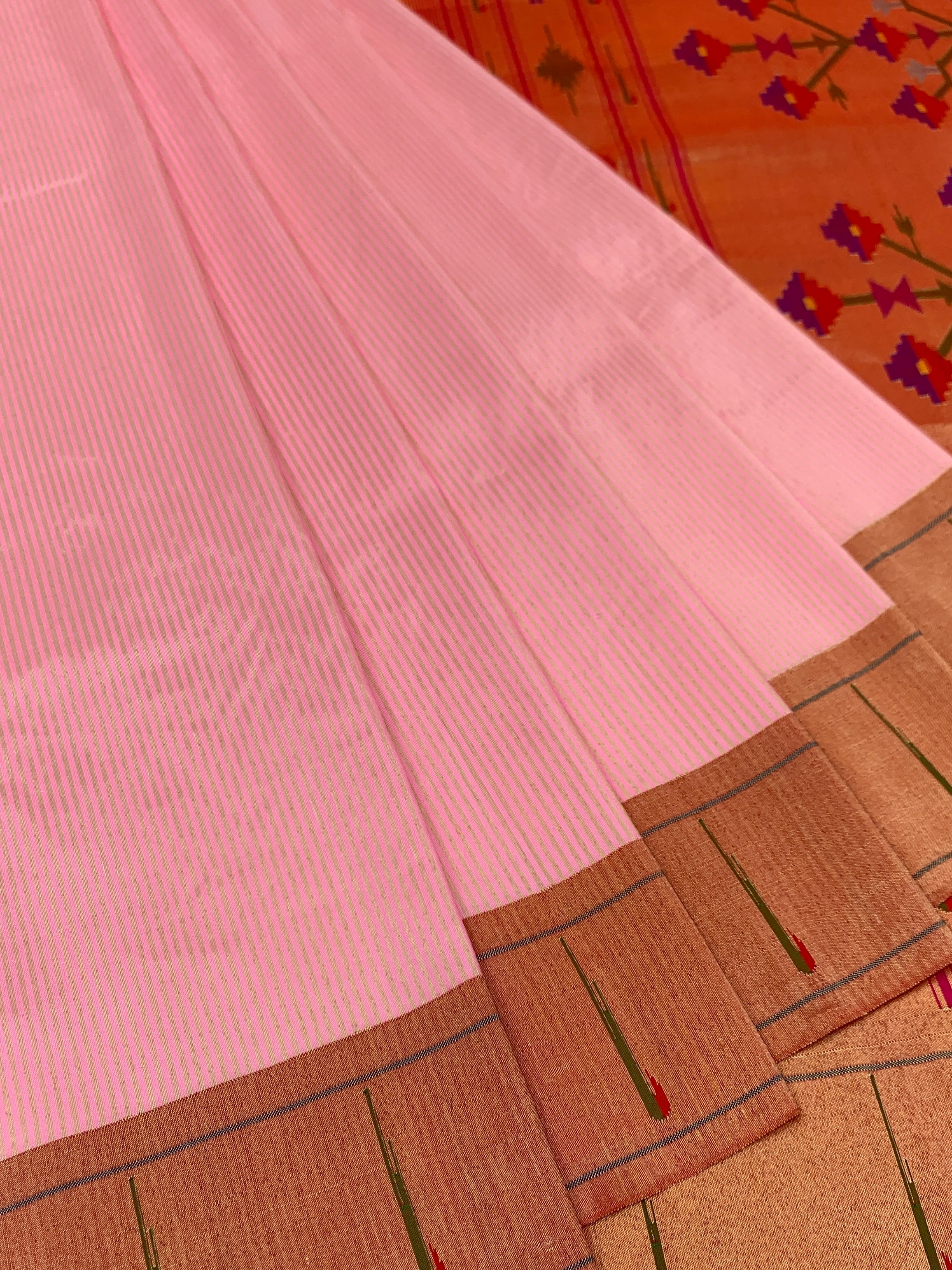 Soft Pastel Pink Textured Paithani Silk Saree with Geometric Floral Pallu