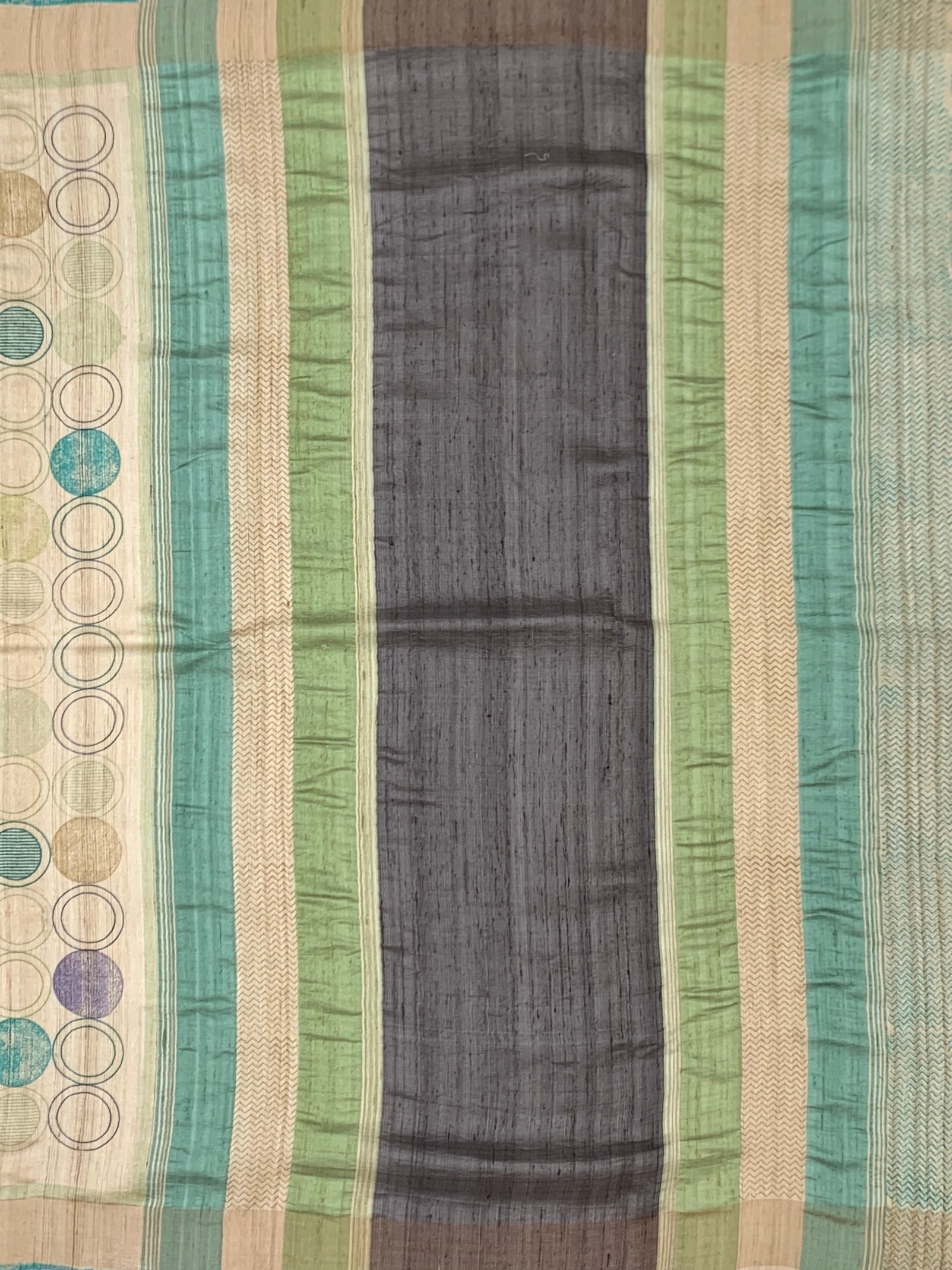 Modern Geometric Circles Tussar Silk Saree