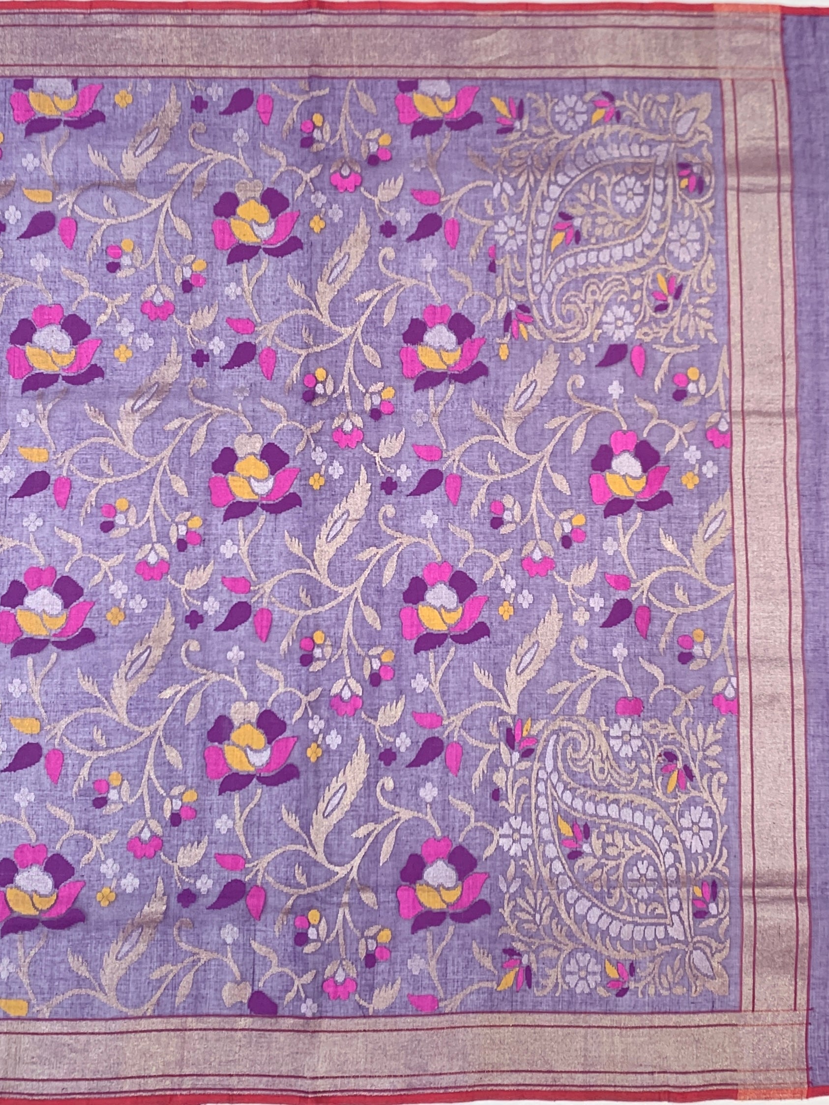 Regal Lavender-Purple Cotton Jamdani Saree with Intricate Floral Weaves
