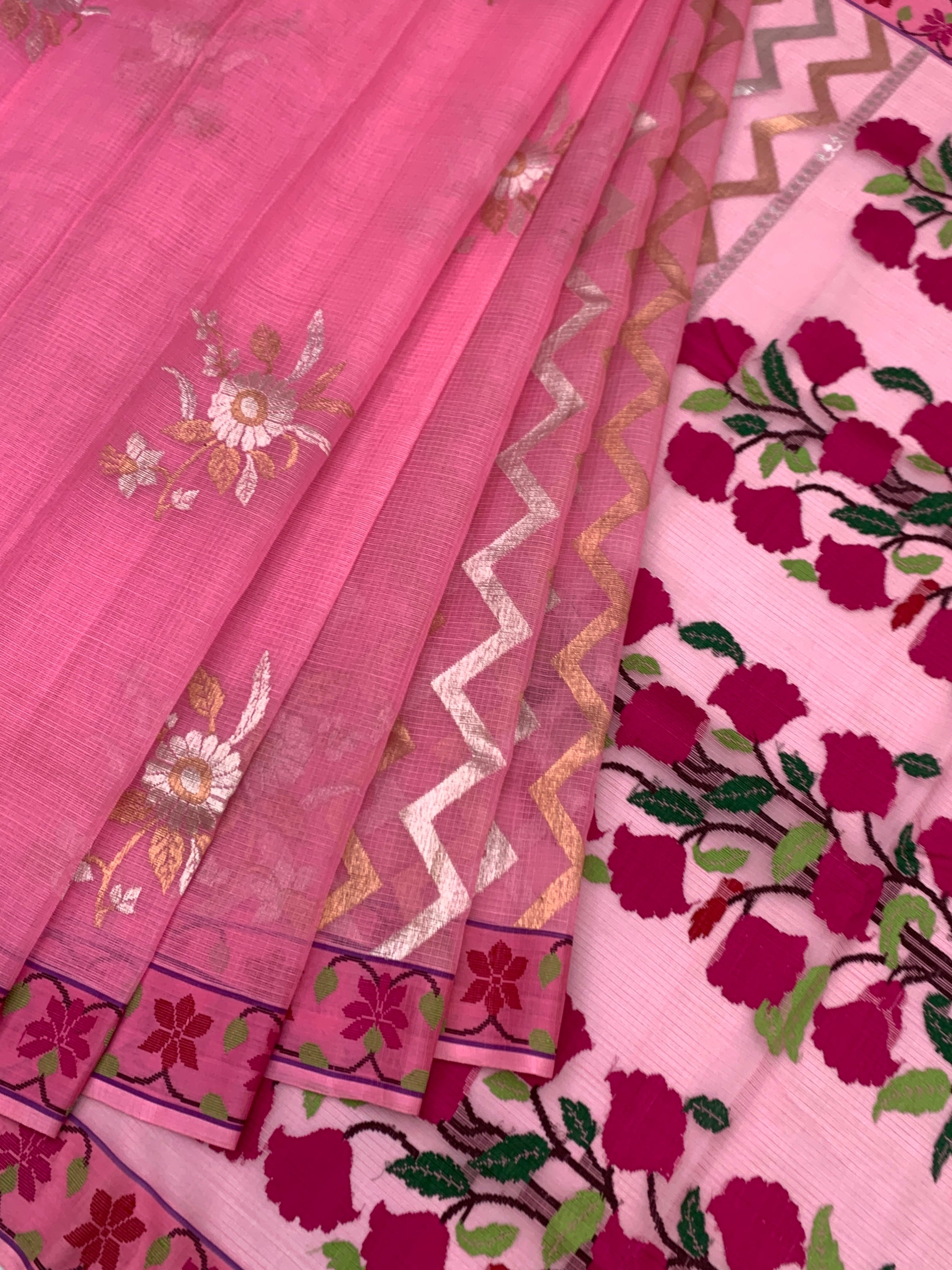 Floral Zari Kota Saree with Striking Chevron Pallu