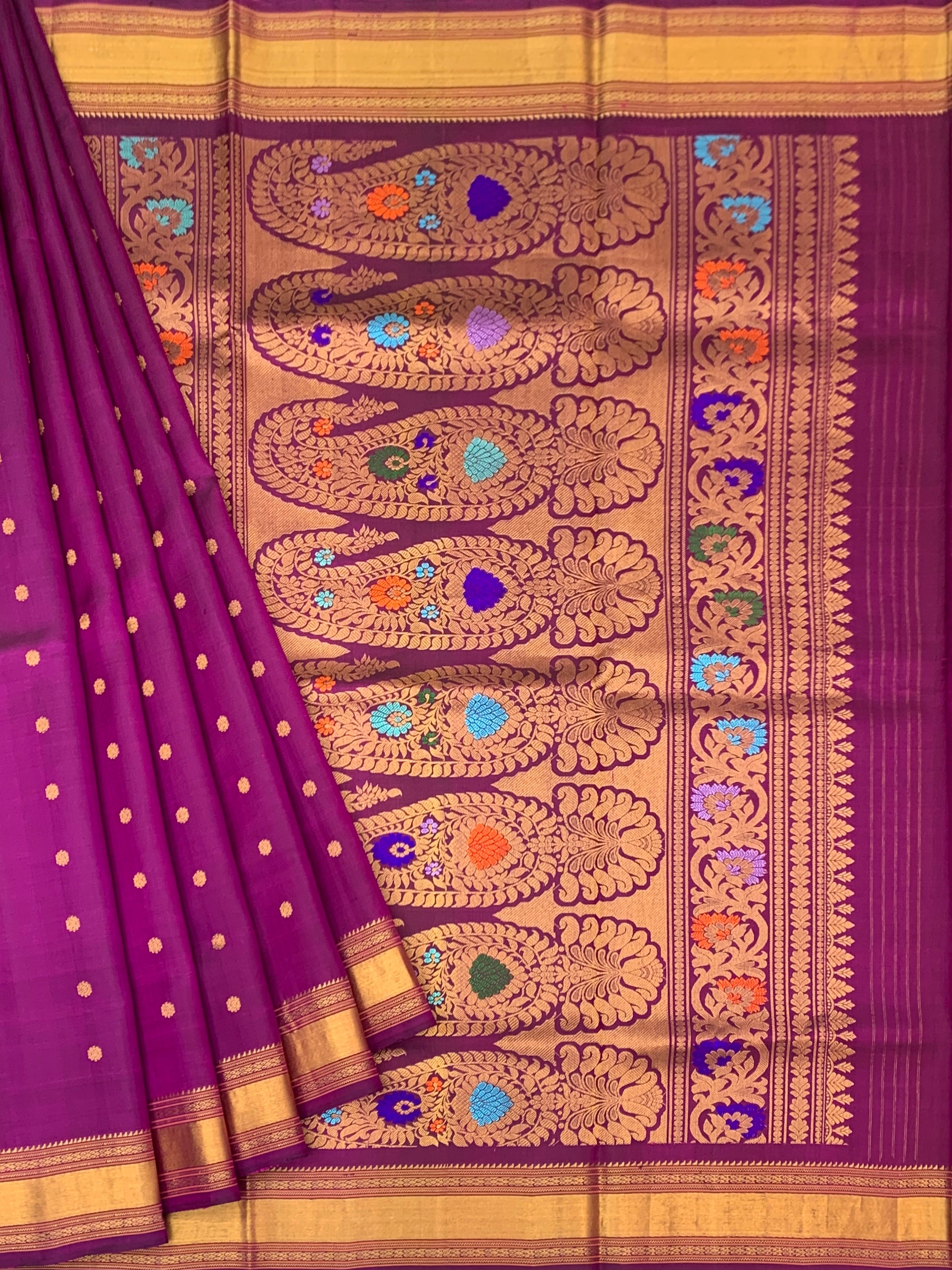 Dark Purple Handwoven Gadwal Pattu Saree