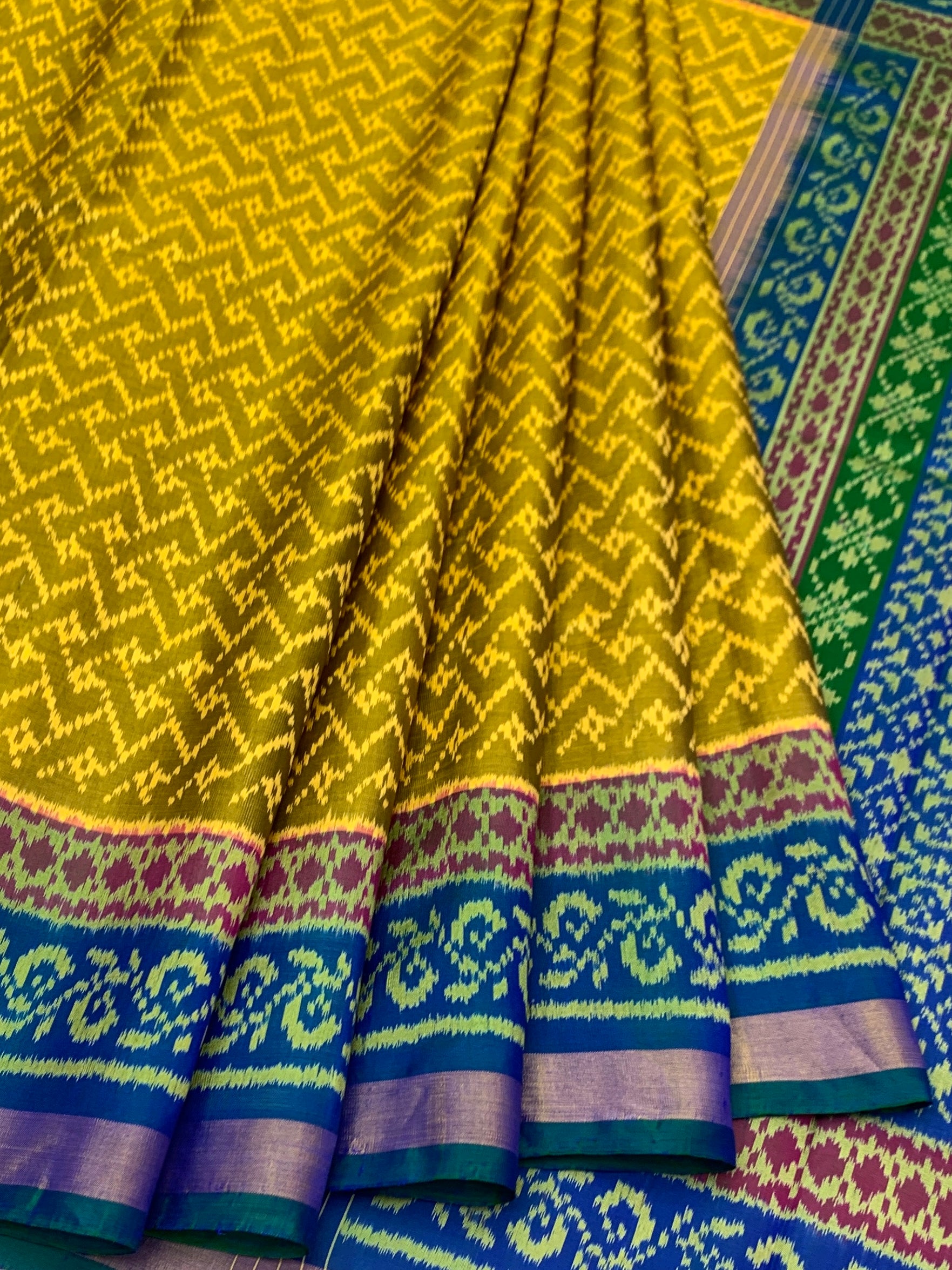 Golden Mustard & Royal Blue: Geometric Lattice Rajkot Patola Silk Saree