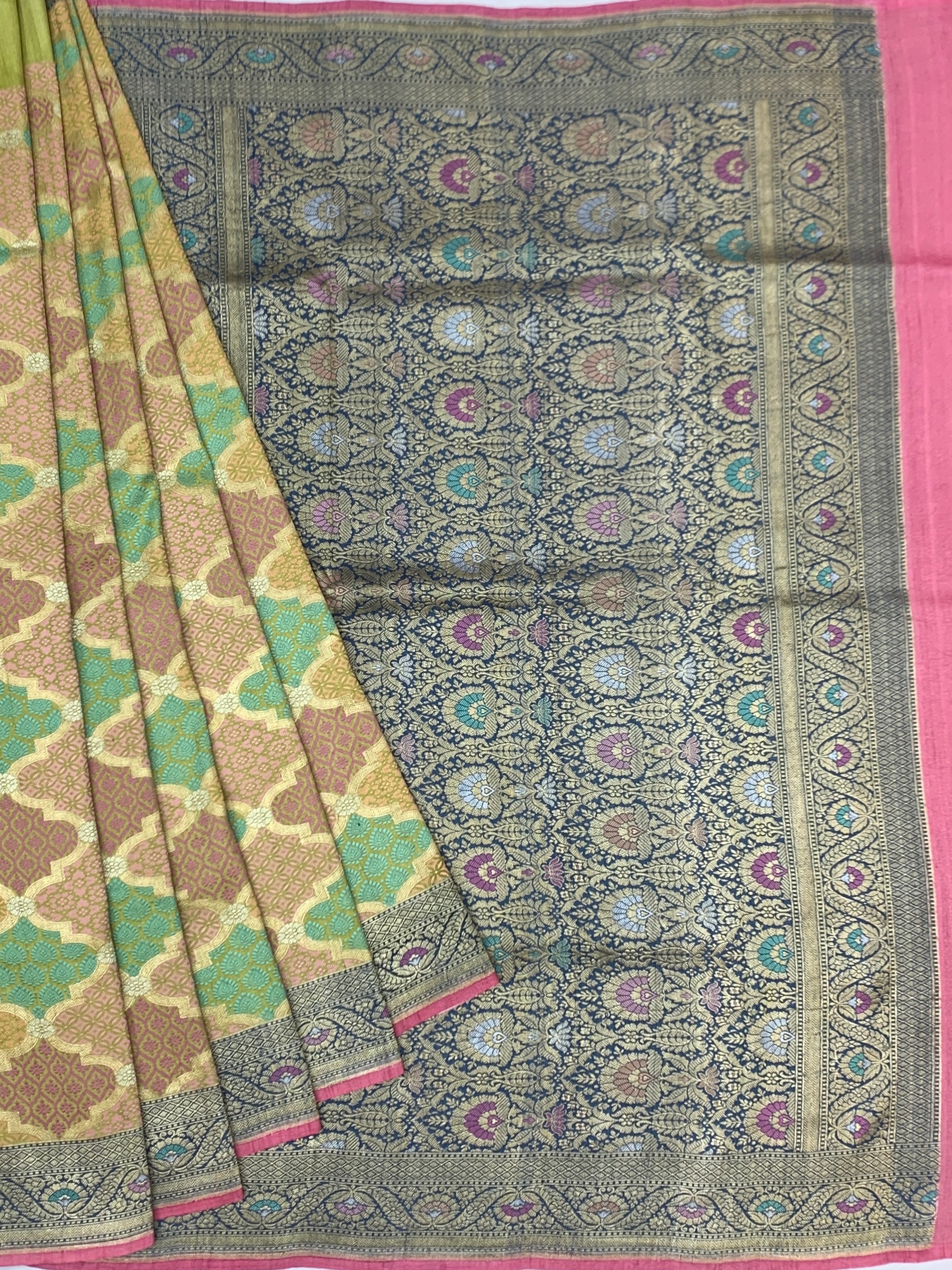 Exquisite Geometric Tussore Georgette Saree with Zari Brocade