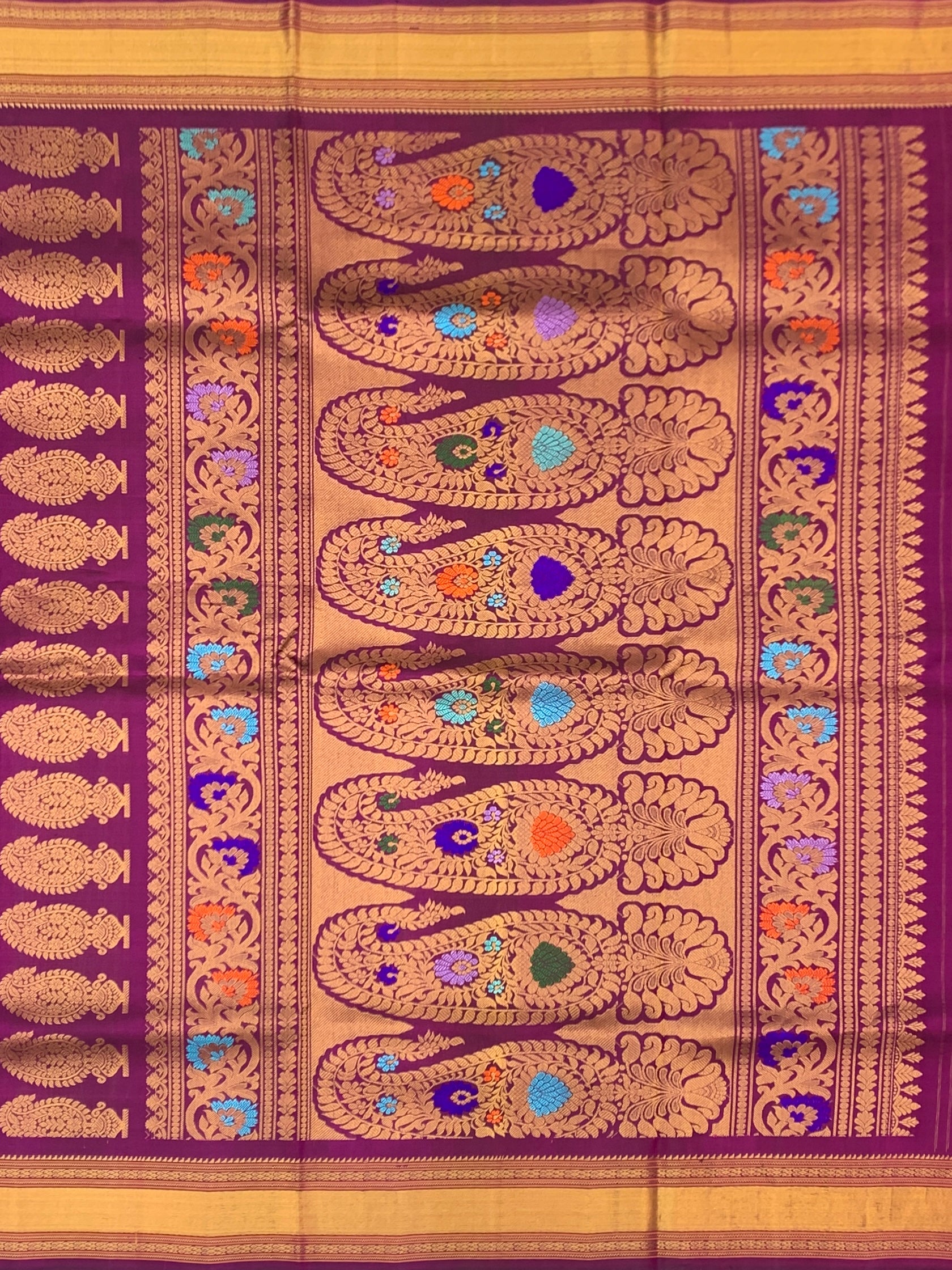 Dark Purple Handwoven Gadwal Pattu Saree