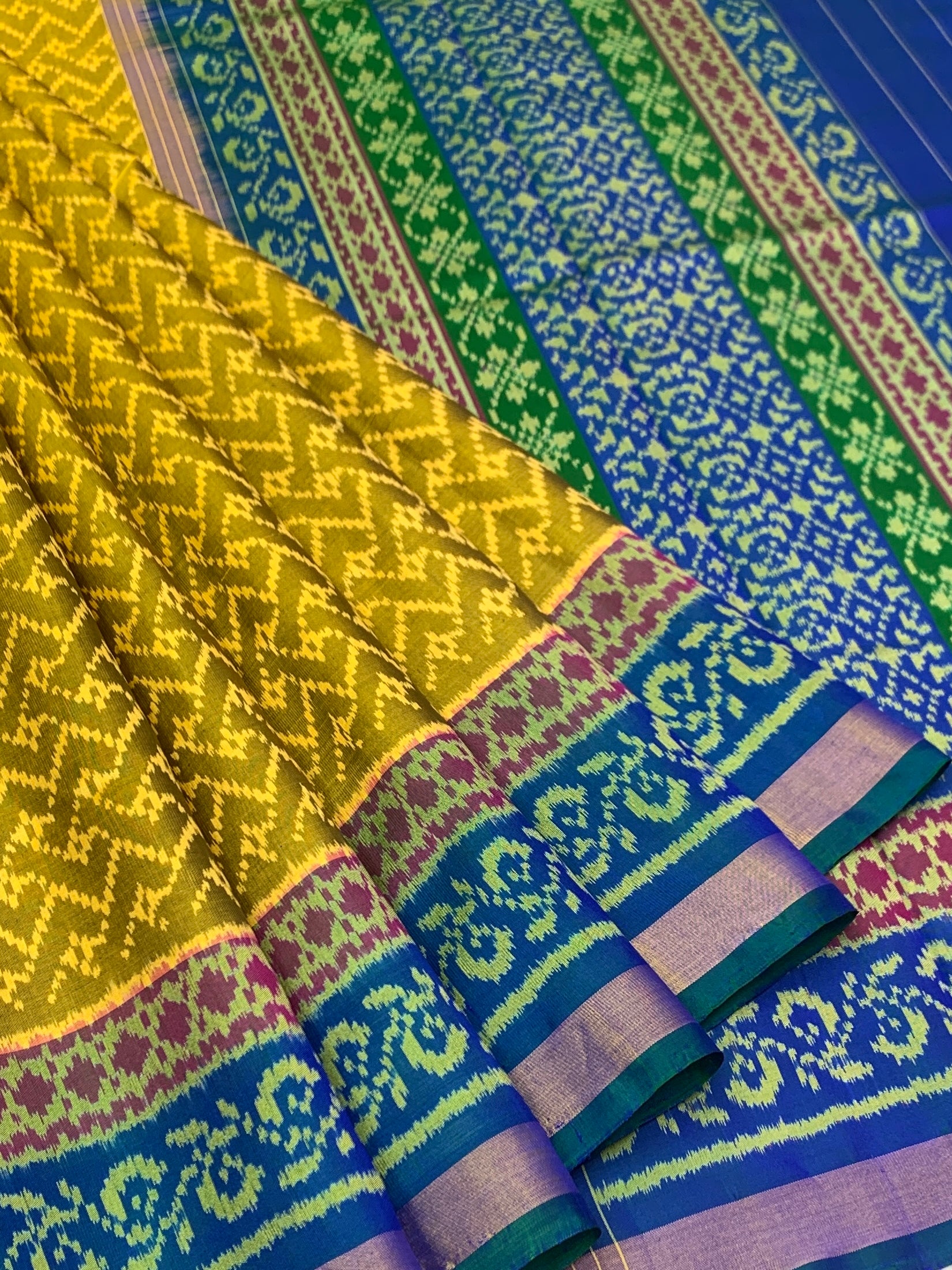 Golden Mustard & Royal Blue: Geometric Lattice Rajkot Patola Silk Saree