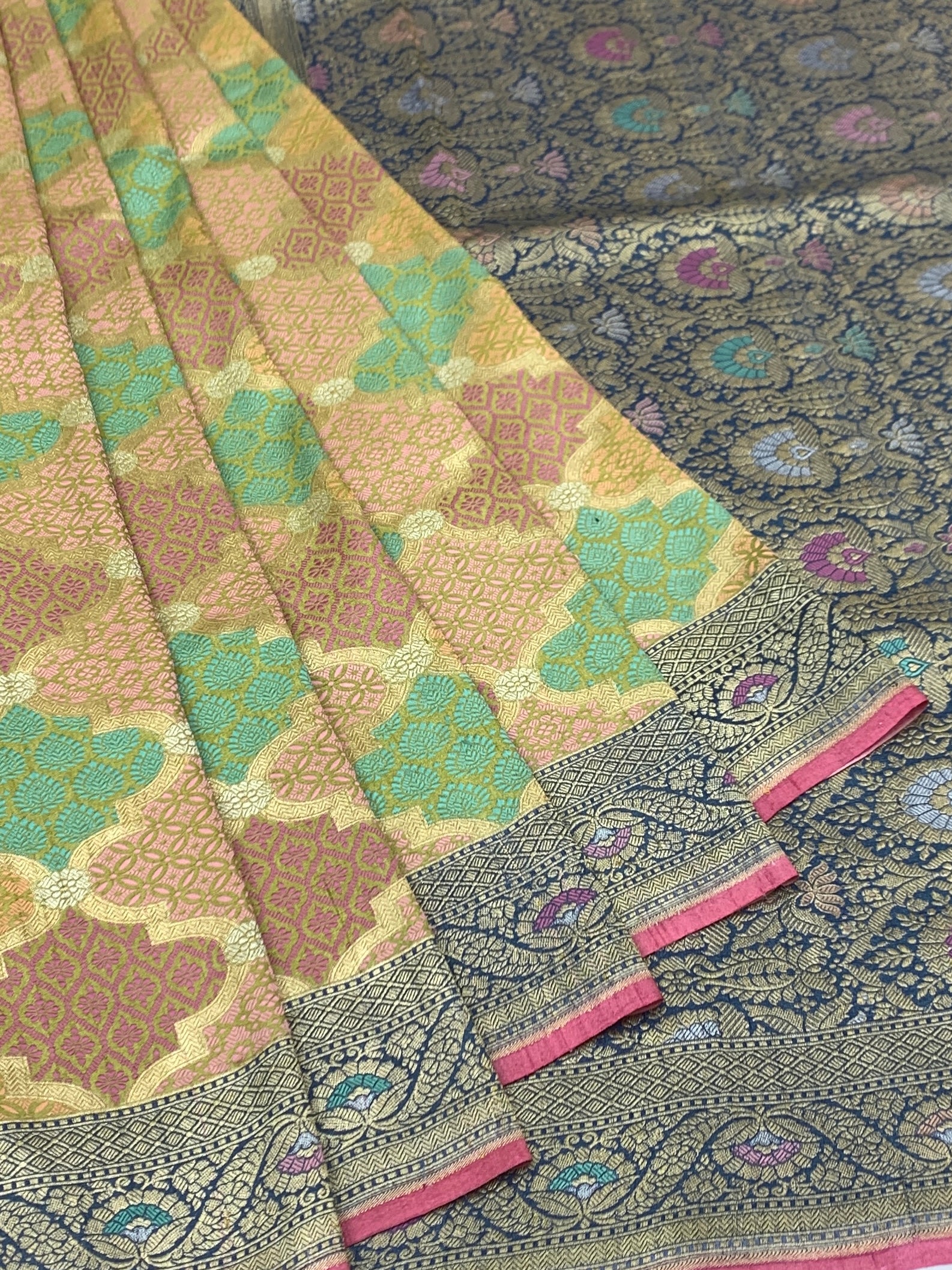 Exquisite Geometric Tussore Georgette Saree with Zari Brocade