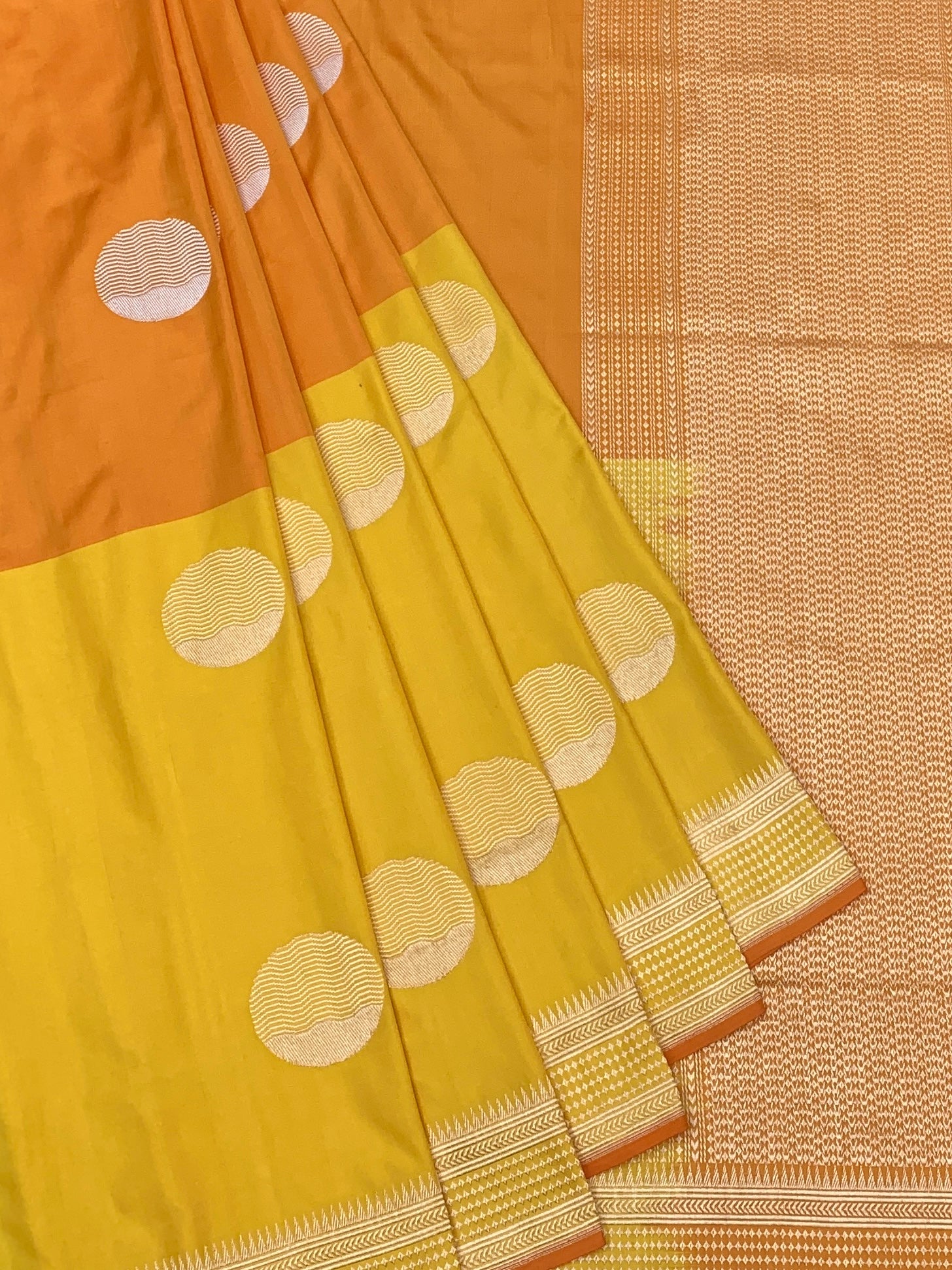 Radiance in Yellow: Handwoven Banarasi Silk Saree