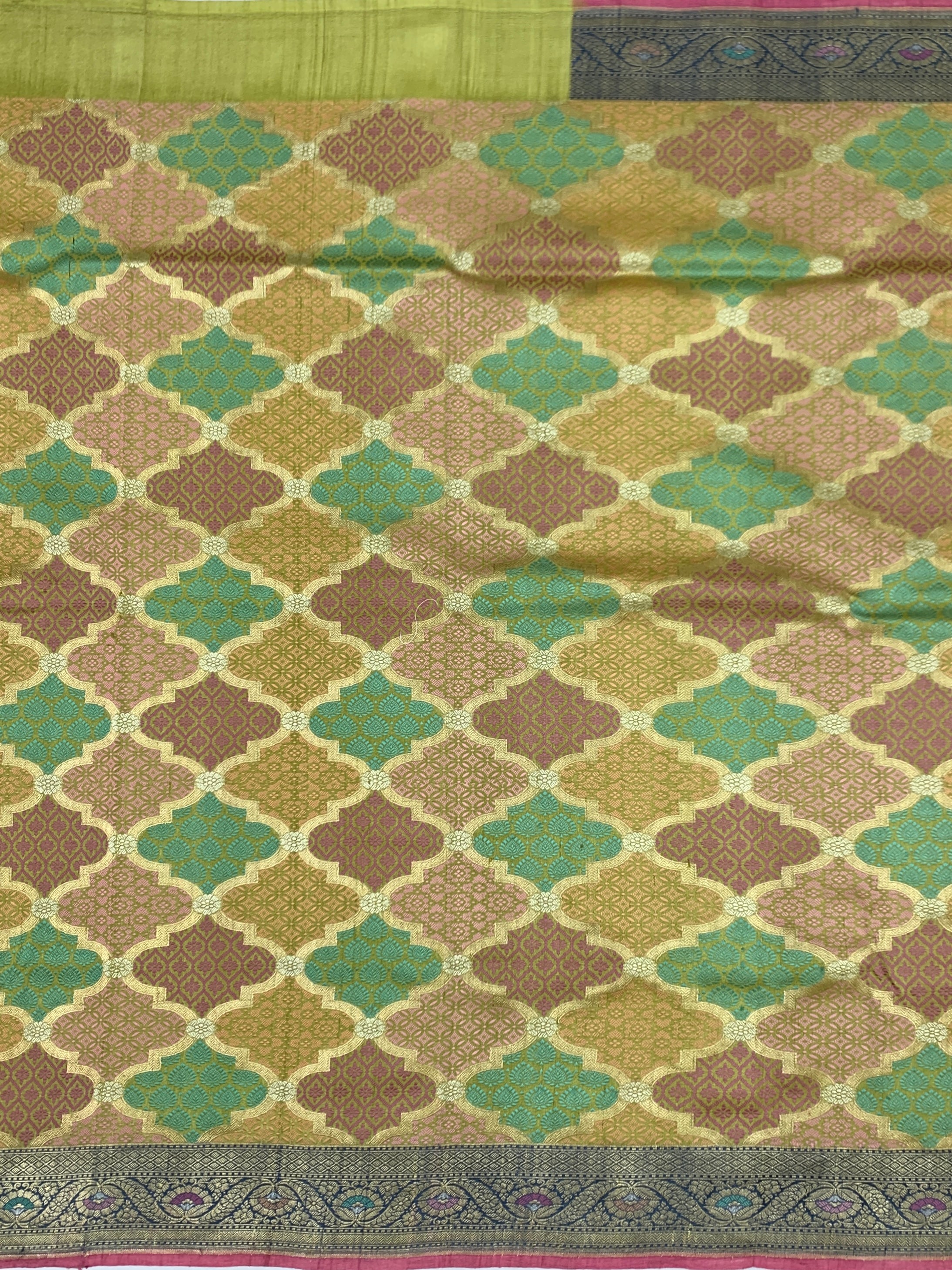 Exquisite Geometric Tussore Georgette Saree with Zari Brocade