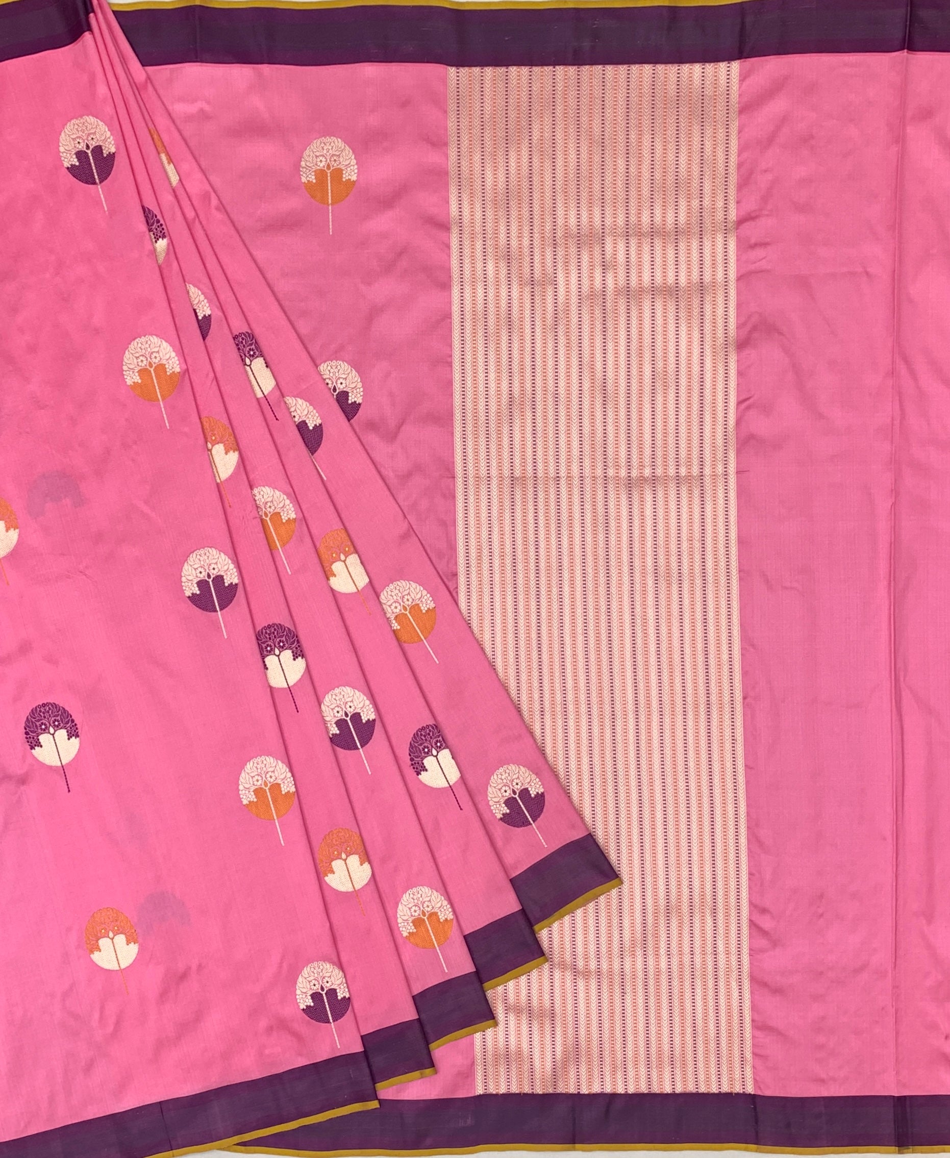 Vibrant Pink Banarasi Silk Saree with Stylized Botanical Motifs