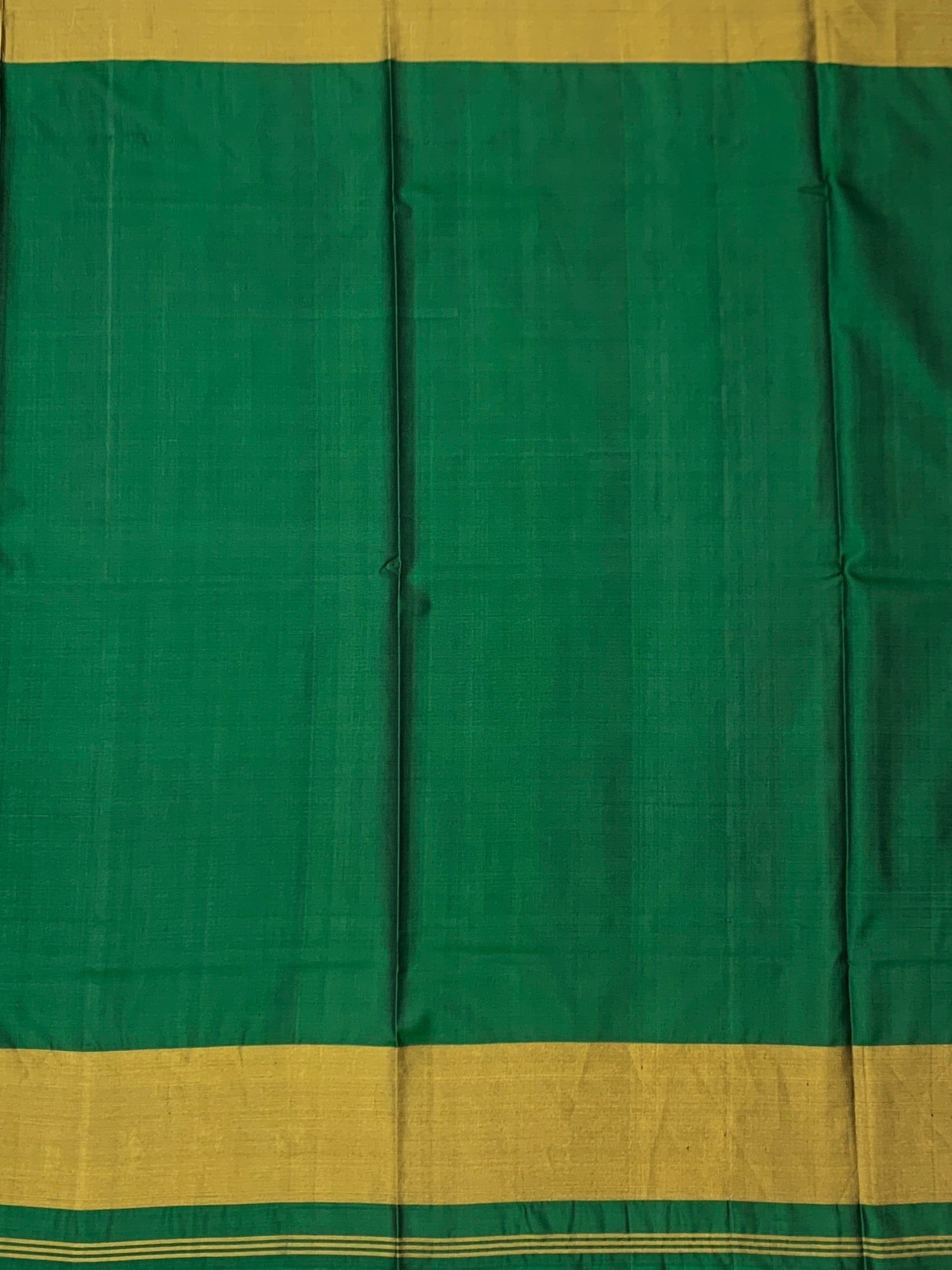 Emerald Green Chevron Waves: Heritage Rajkot Patola Silk Saree