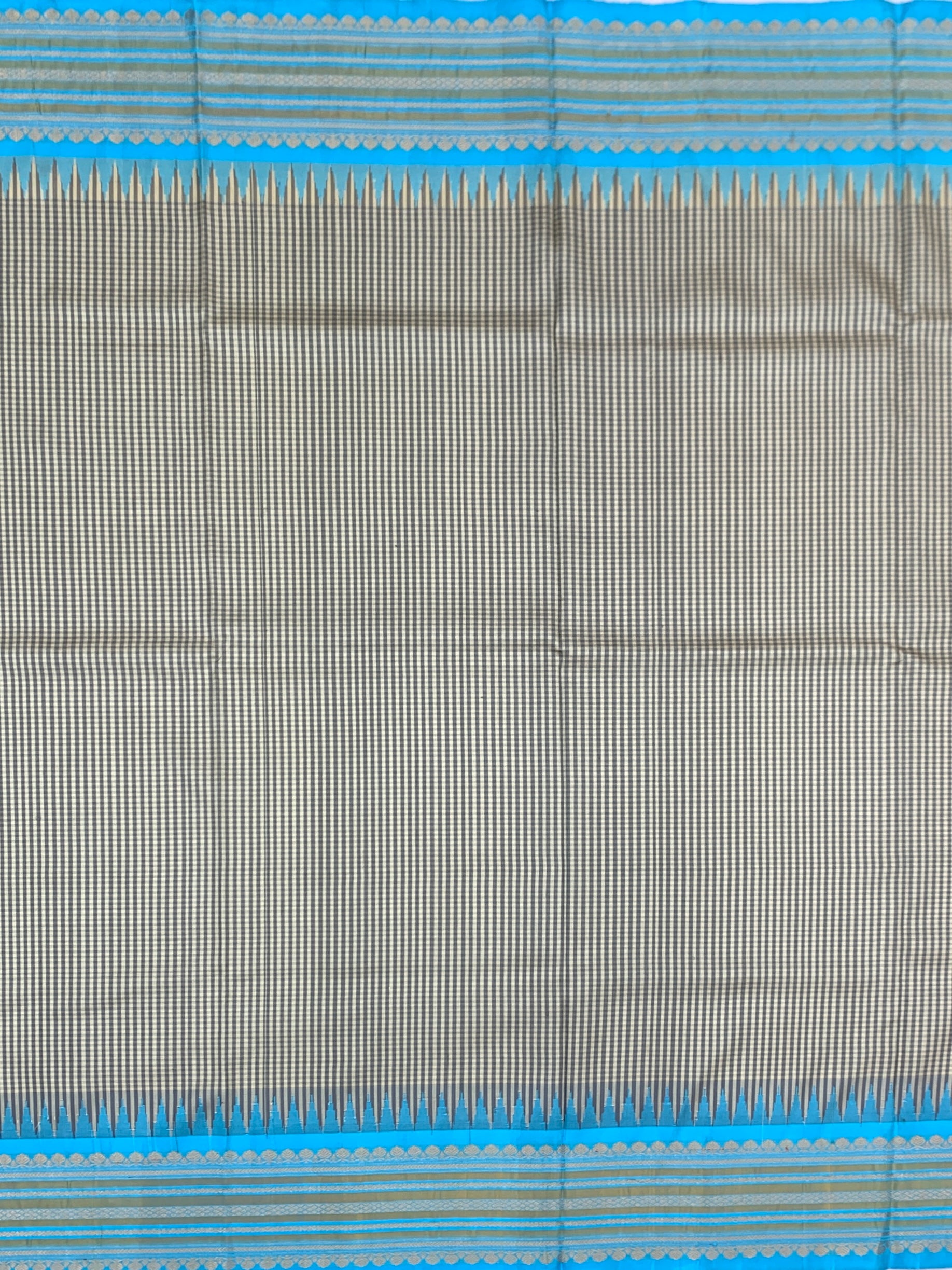 Pure Gadwal Silk Saree Grey In Colour