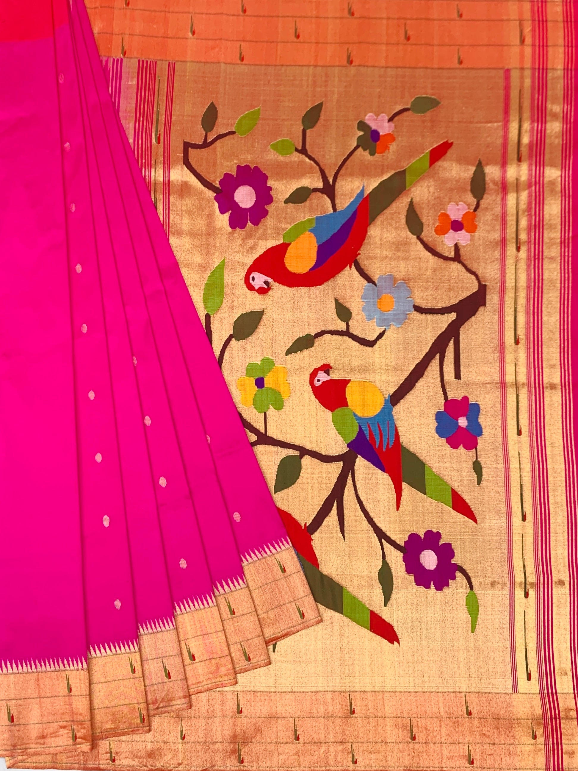 Exquisite Fuchsia Pink Paithani Silk Saree with Traditional Parrot Pallu