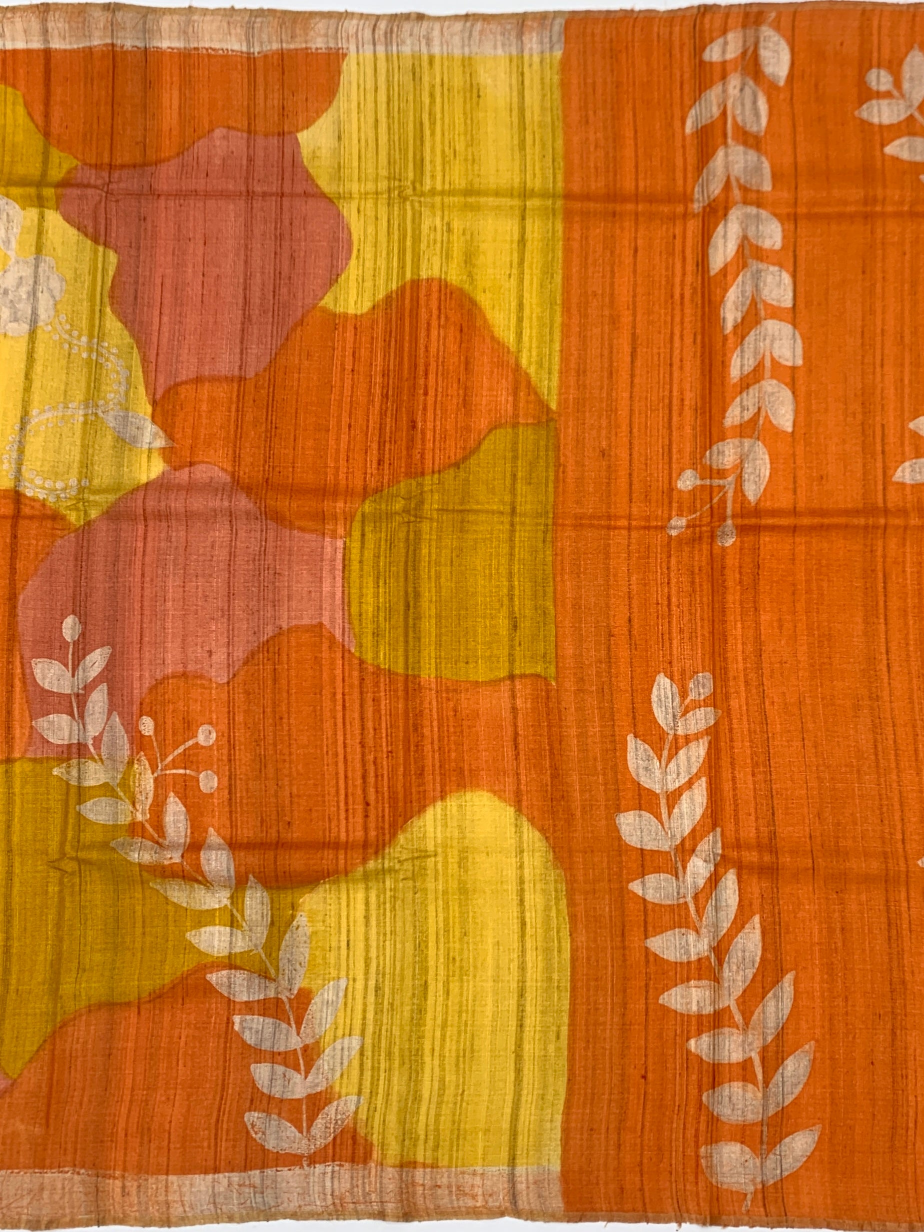Tropical Sunset: Batik-Inspired Botanical Tussore Printed Saree