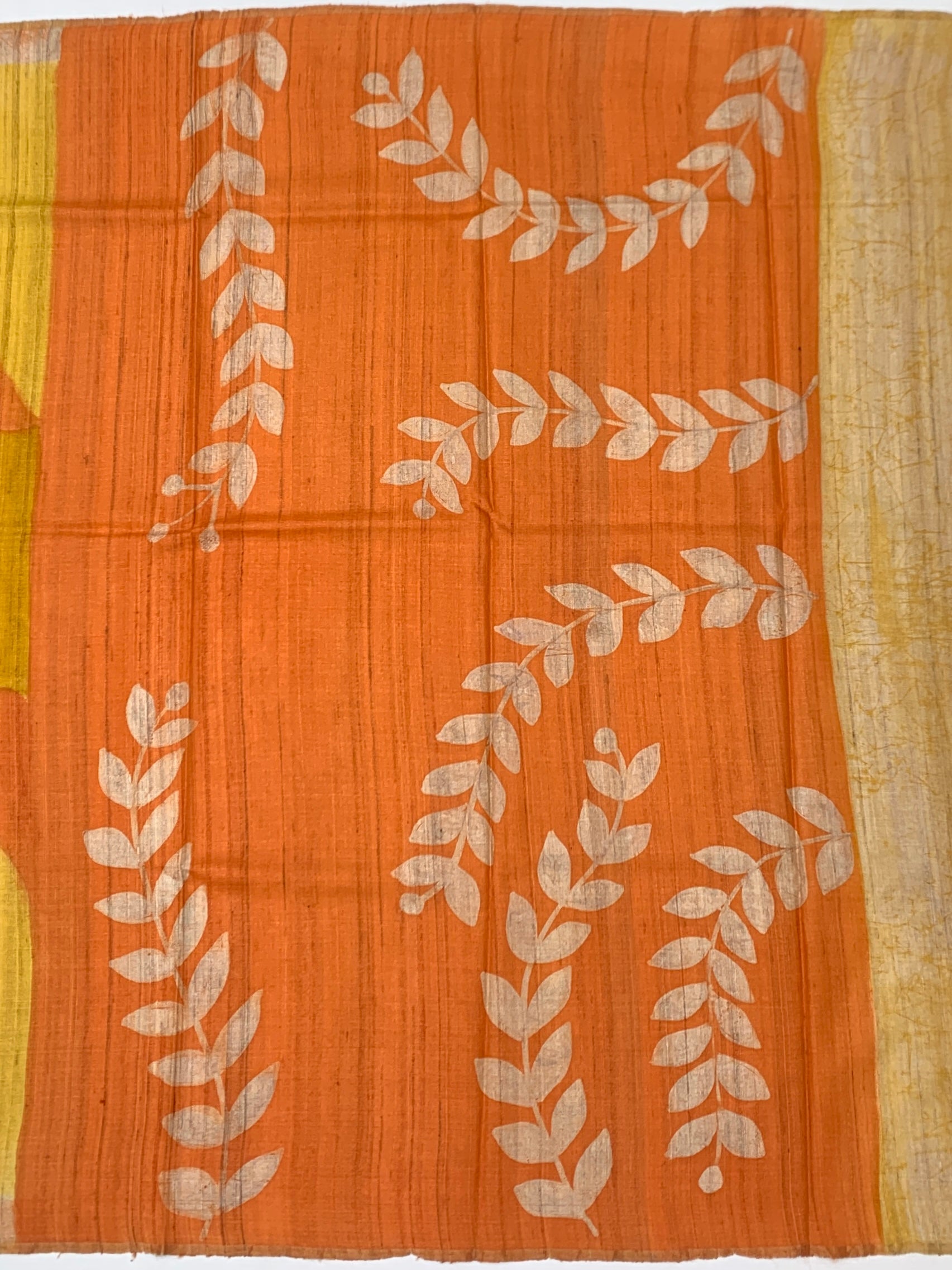 Tropical Sunset: Batik-Inspired Botanical Tussore Printed Saree
