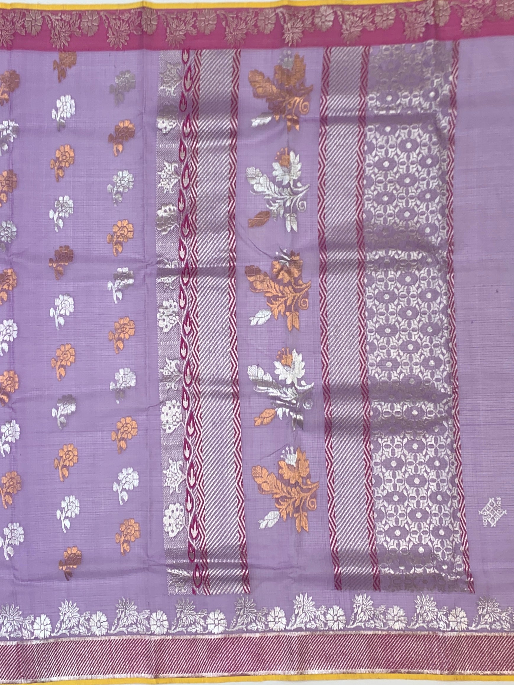 Lavender Dream: Dual-Tone Zari Kota Saree with Contrast Magenta Blouse