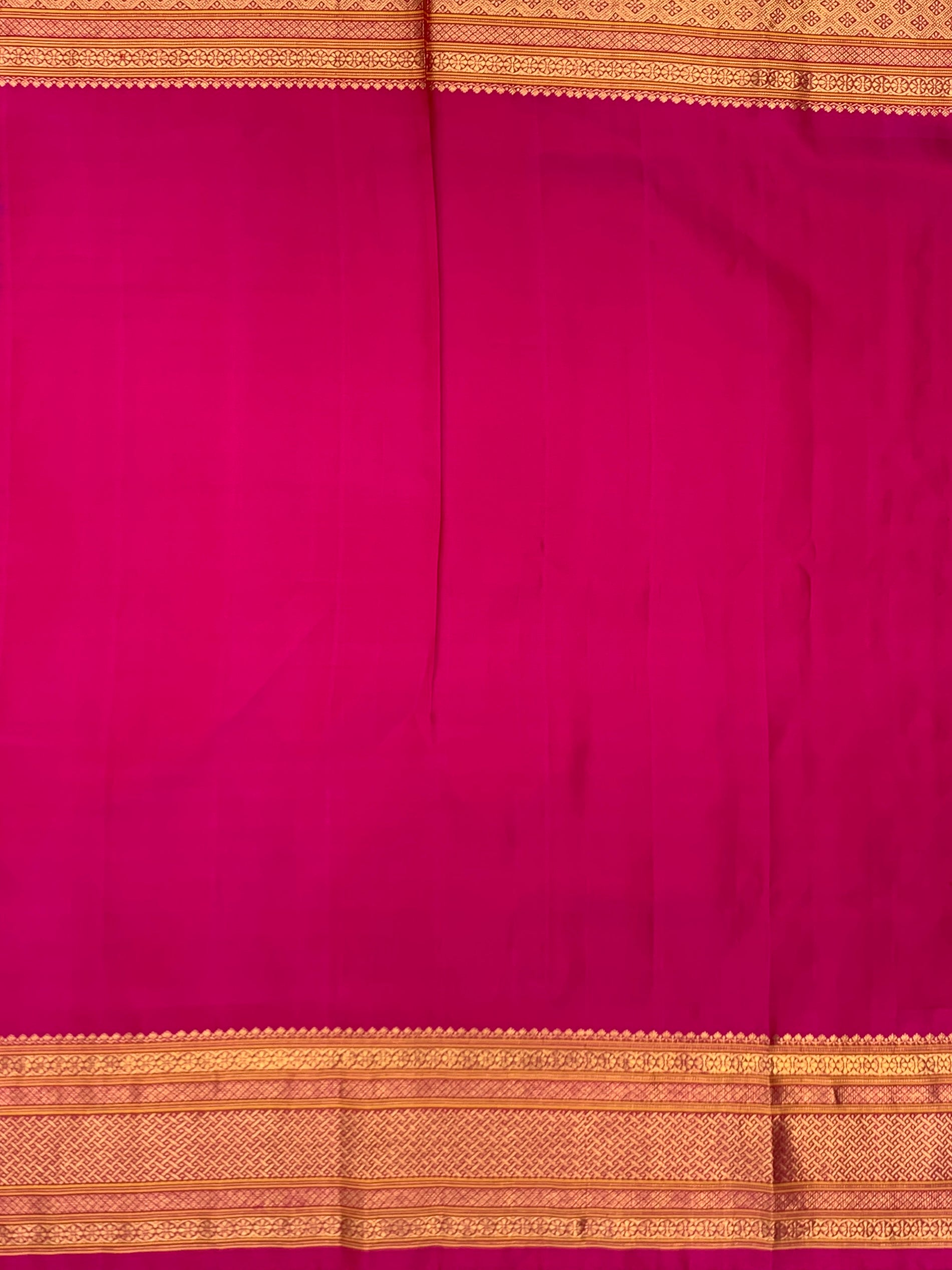 Lavender & Magenta Gadwal Twill Pattu Saree