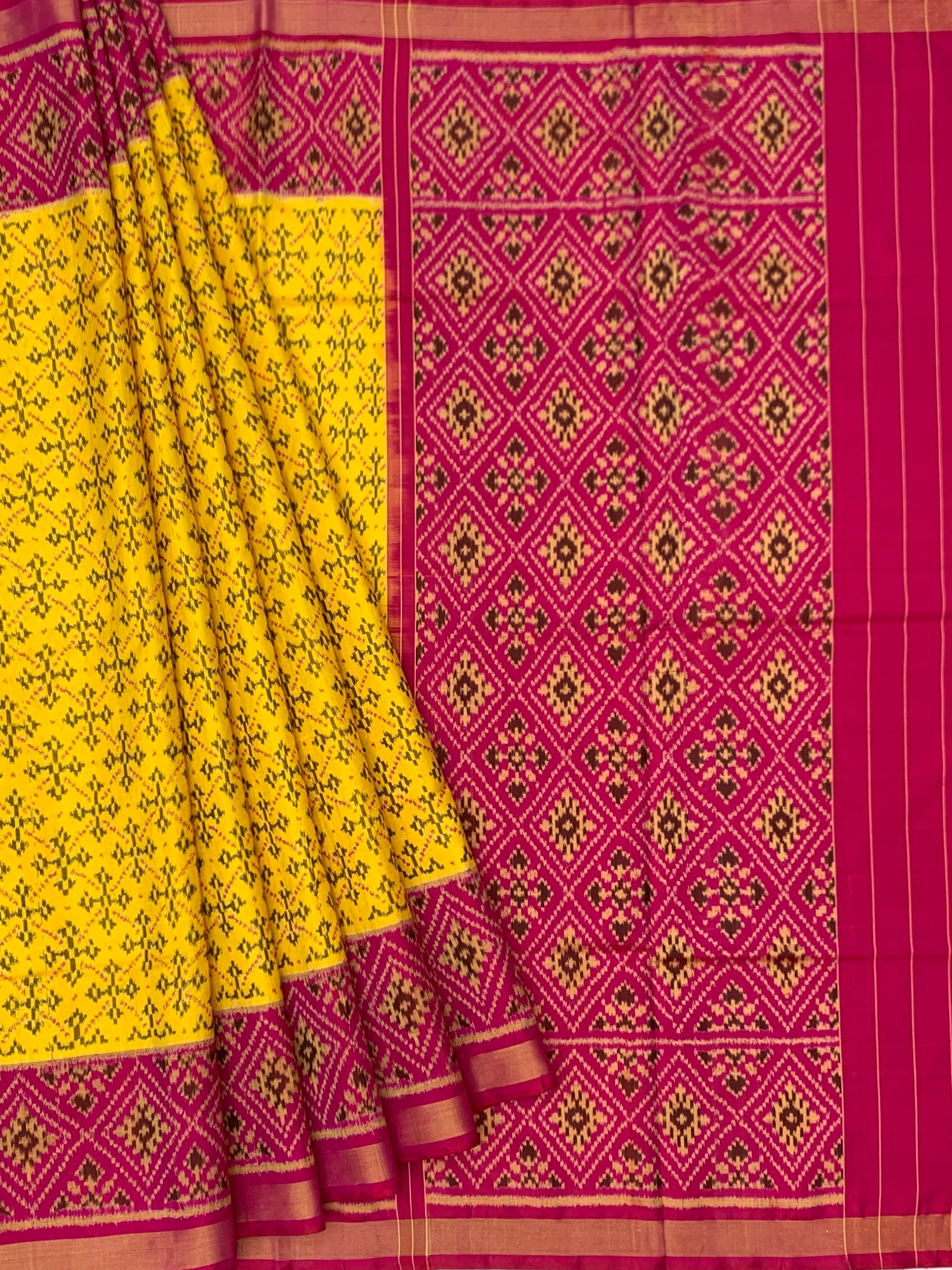 Golden Yellow & Ranee Pink: Diamond Lattice Rajkot Patola Silk Saree
