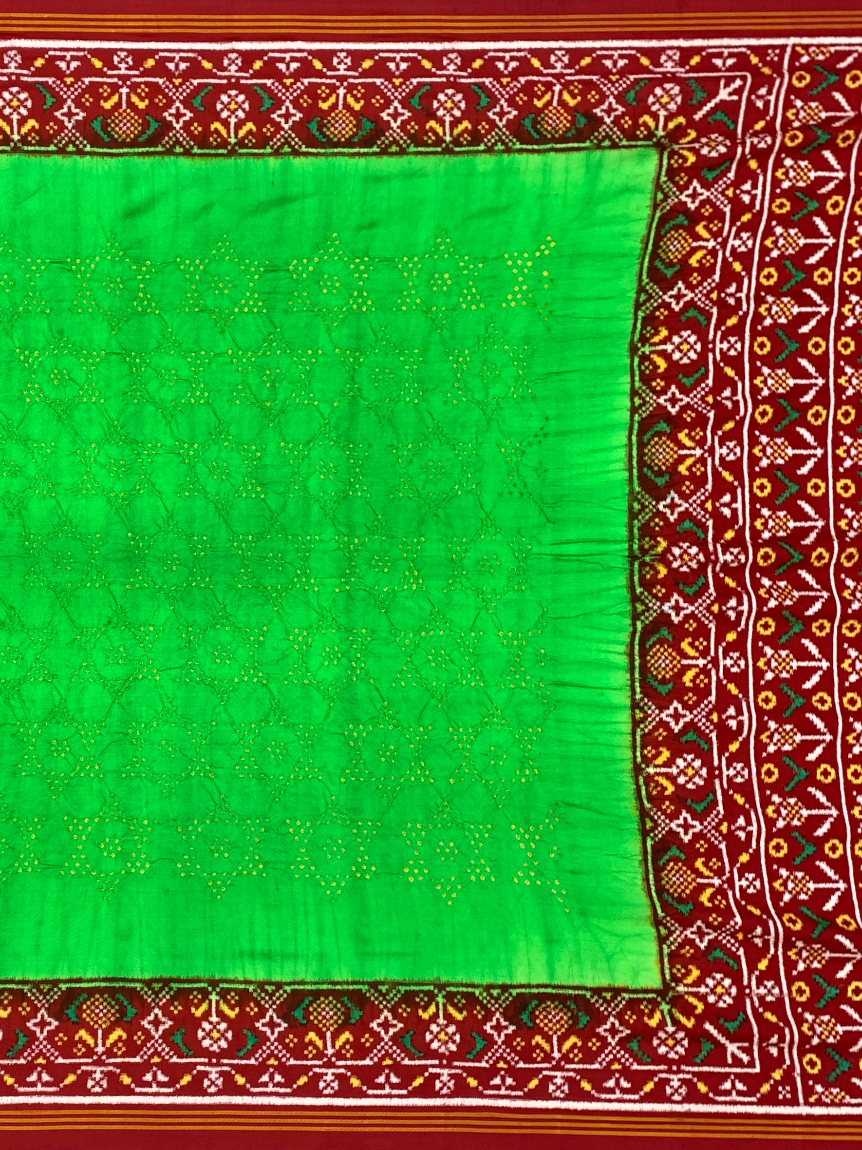 Patan Patola Bandhani Saree – A Timeless Celebration of Indian Heritage