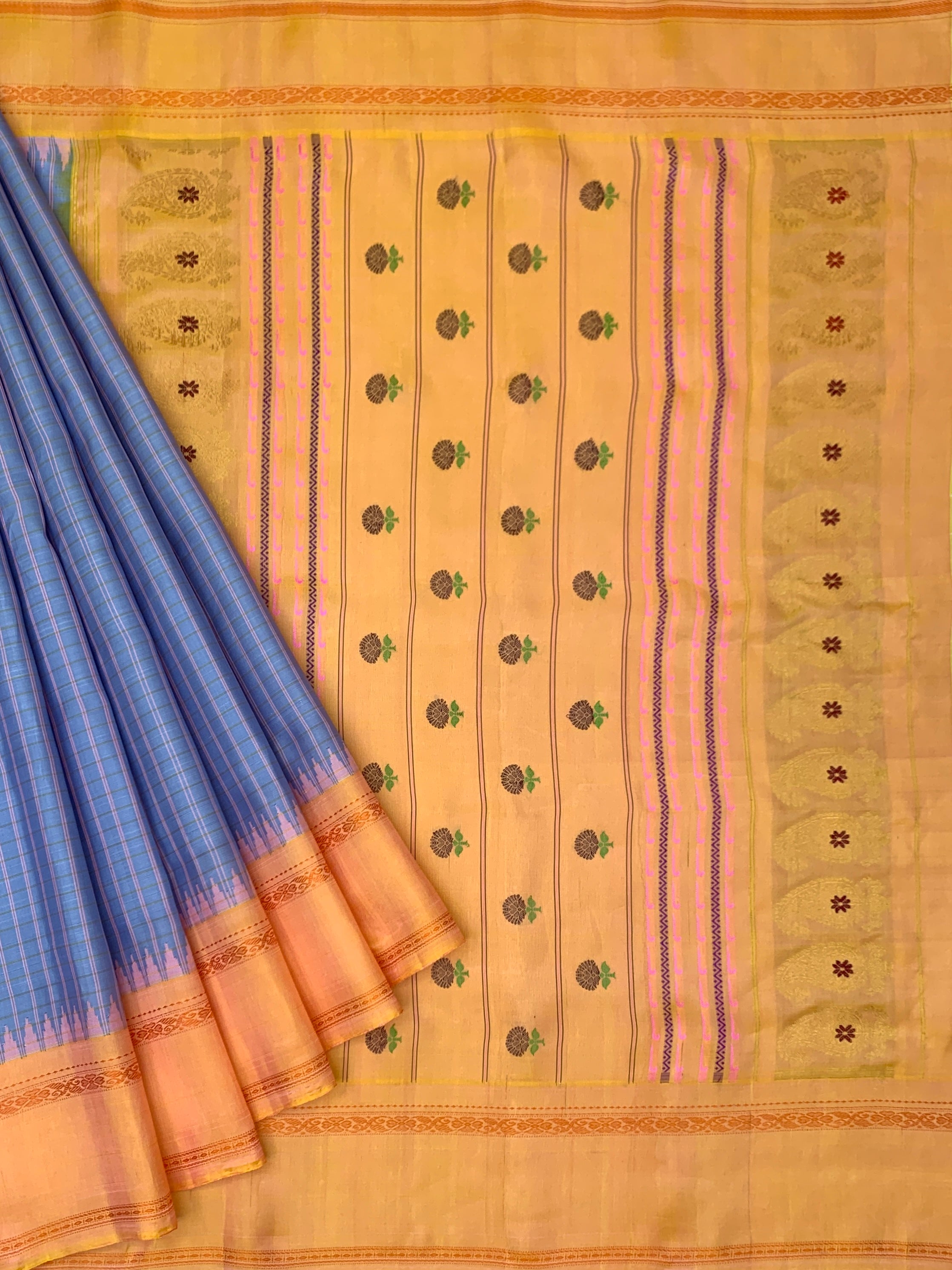 Handloom Pure Gadwal Pattu Saree in Powder Blue & Pastel Yellow