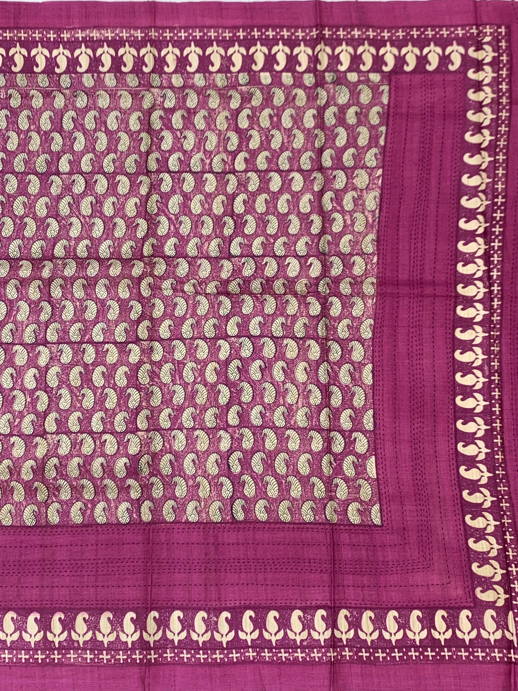 Orchid Heritage: Geometric Paisley Printed Tussore Saree
