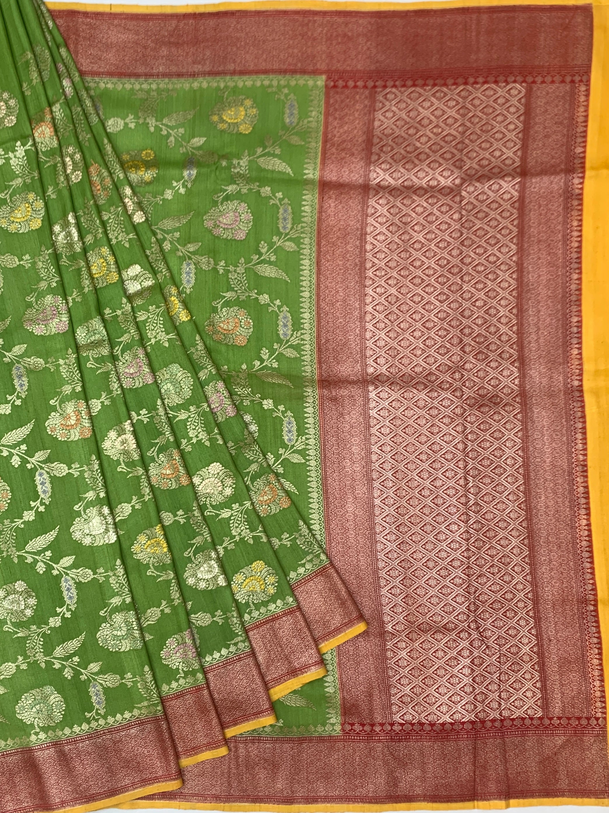 Leaf Green Tussore Georgette Saree with Floral Jaal & Mustard Yellow Blouse